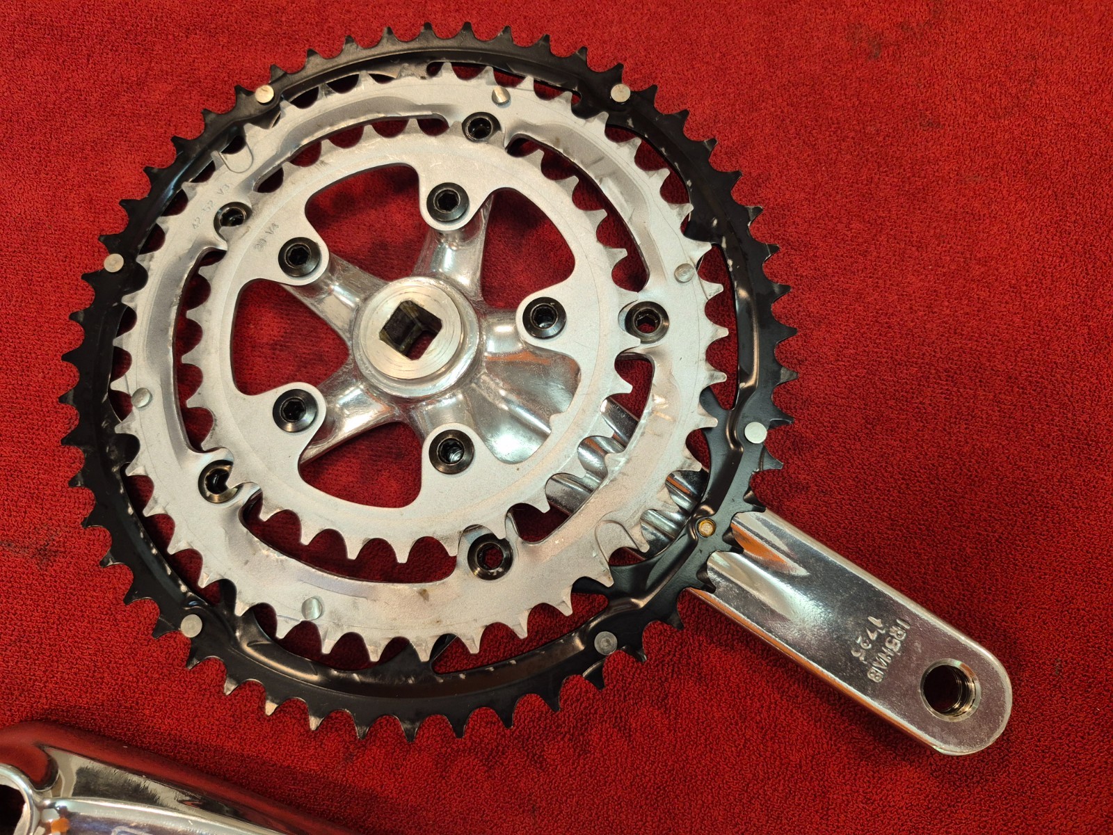 TRUVATIV ISOFLOW ROAD Triple Crank Set, 172.5 mm Length, 52/42/30T Chainrings