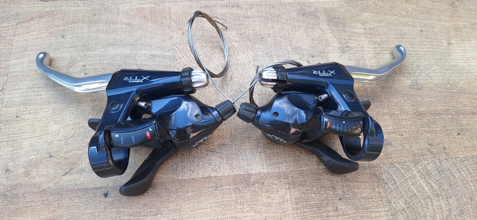 Shimano XTR ST-M910 Shifter Brake Lever 3×8 s NOT SHIPPING TO USA