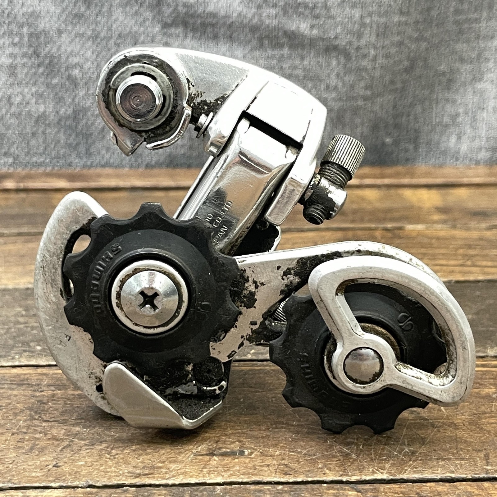 Vintage Shimano 600 Arabesque Rear Derailleur Short Cage Bolt-On Road 190g Japan