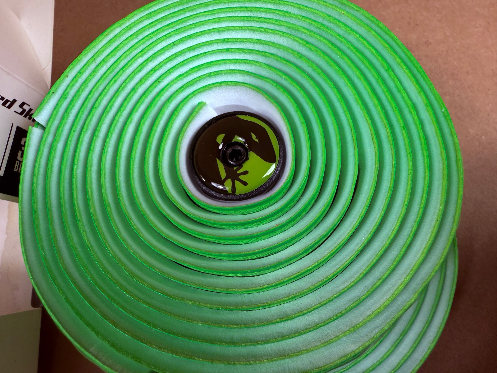 Lizard Skins DSP 3.2 V2 Handlebar Tape, Hyper Green – FREE SHIPPING