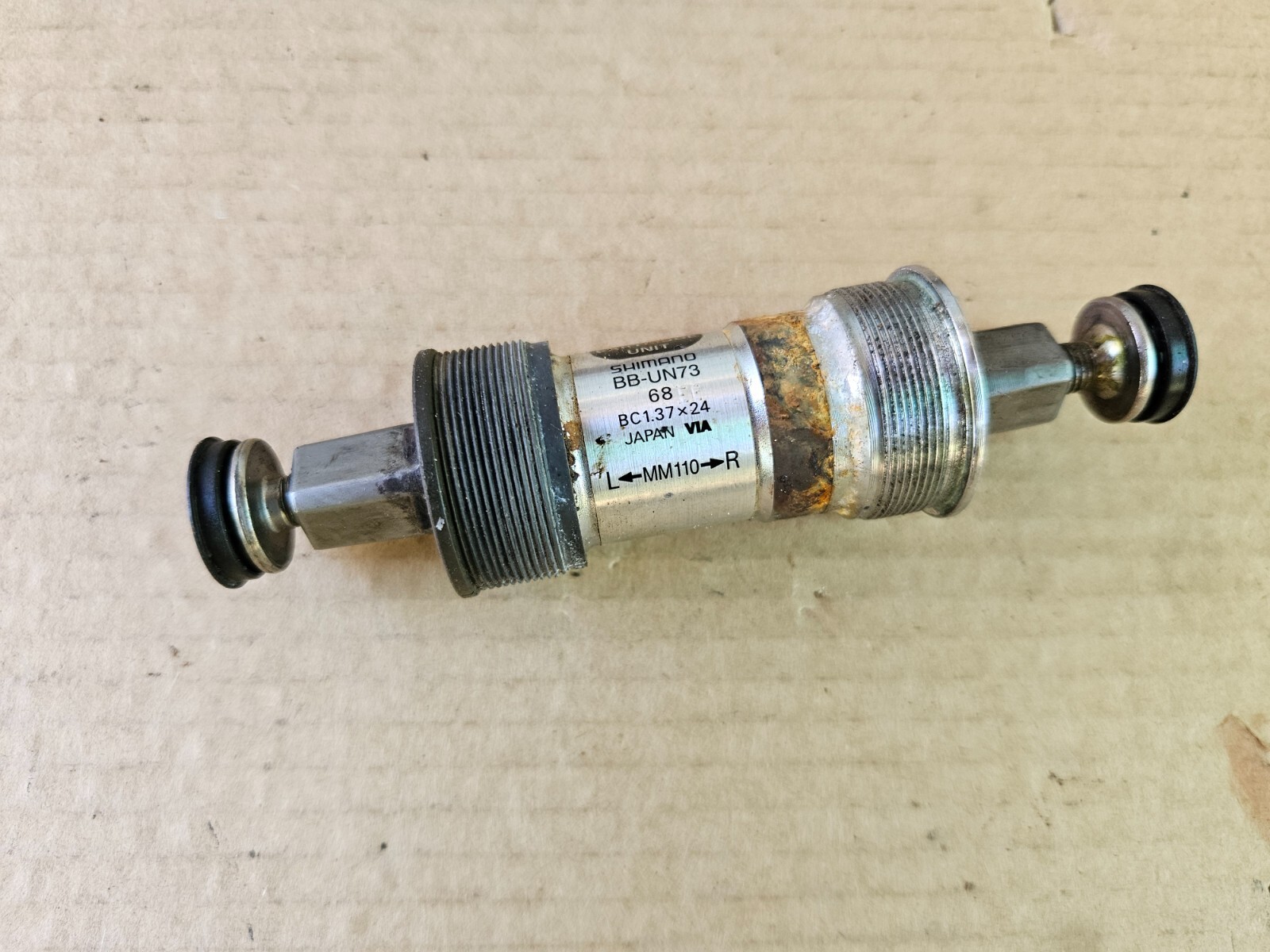Shimano Deore XT BB-UN73 68mm Cartridge Bottom Bracket 110mm Spindle Japan