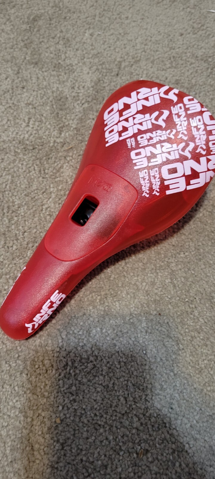 new Inferno Pivotal plastic bmx freestyle race flatland bike seat