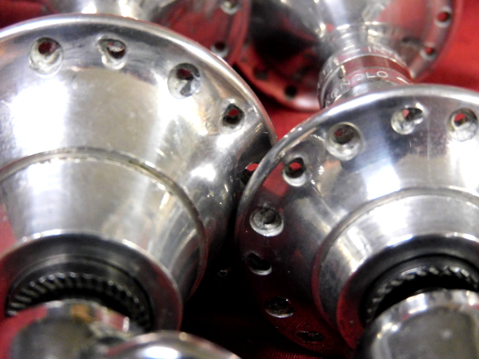 1st Gen 1984/85 Campagnolo 322/101 C-Record Low Flange 32 Hole Hubs & Skewers