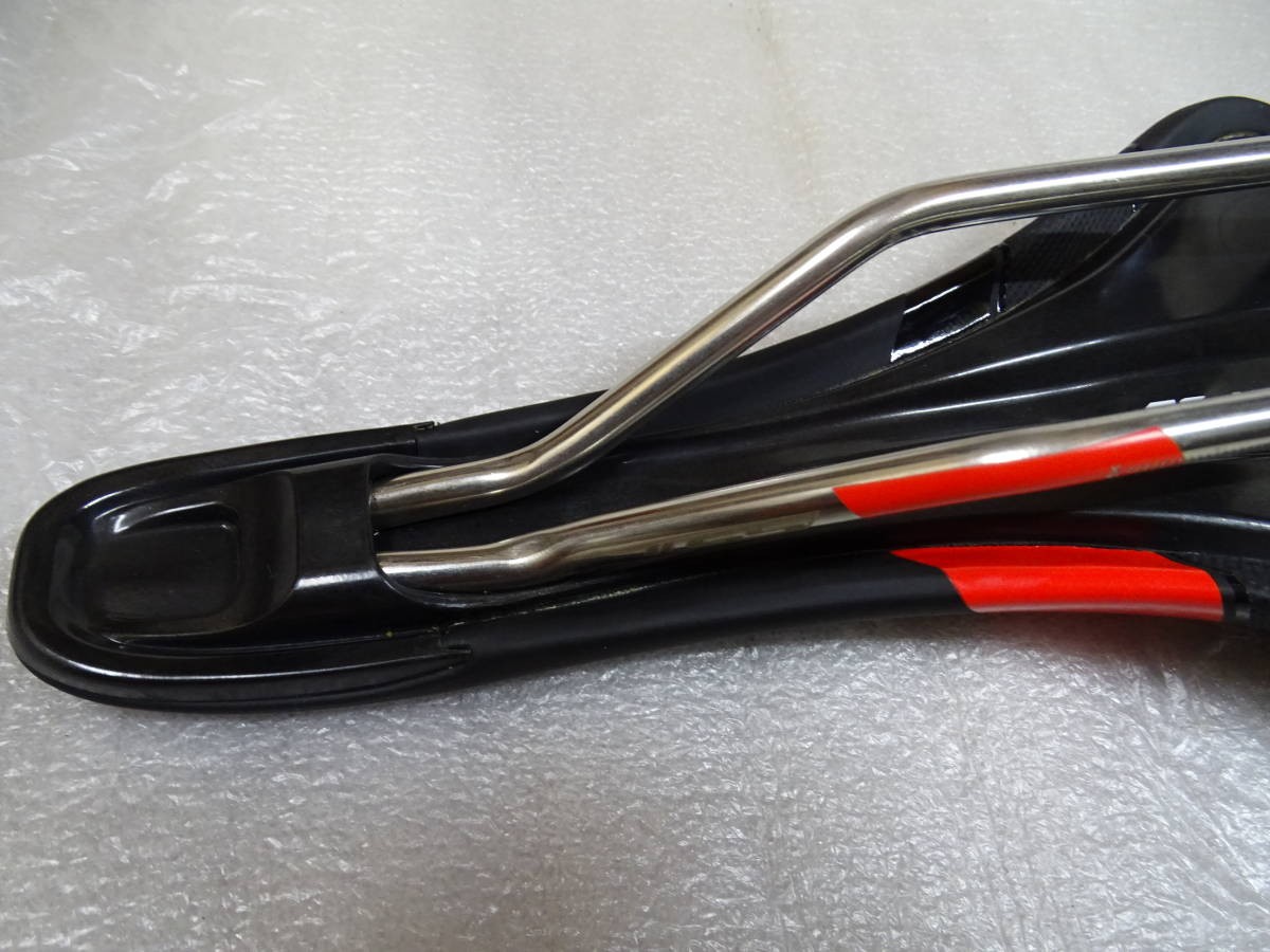 NEW GIANT CONTACT FORWARD SADDLE SST RAILS 275x128mm 221g BLACK ROADBIKE CYCLING