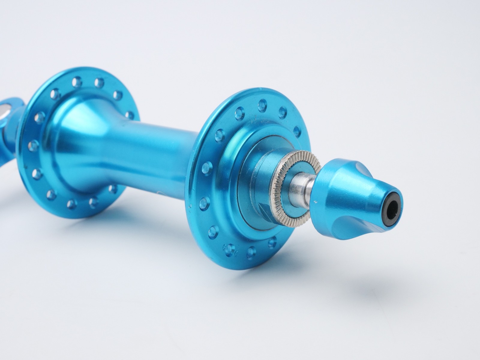 Axial Road Hubs Pair 28h 8-11 Speed 100/130mm Sealed Bearing Blue 508g Bike