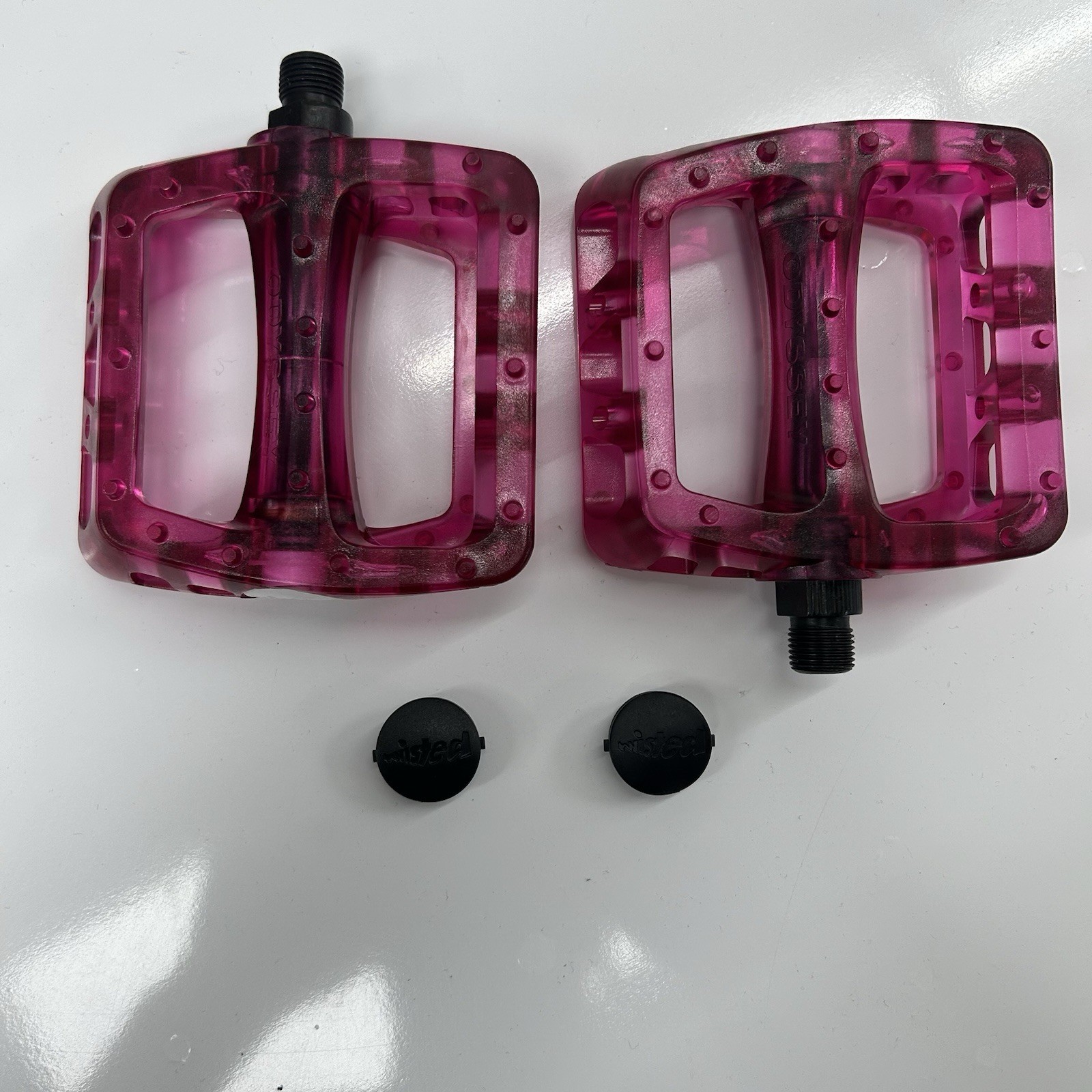 ODYSSEY TWISTED PC CLEAR BMX BIKE PEDALS 9/16 STRAWBERRY NEW RARE DISCONTINUED