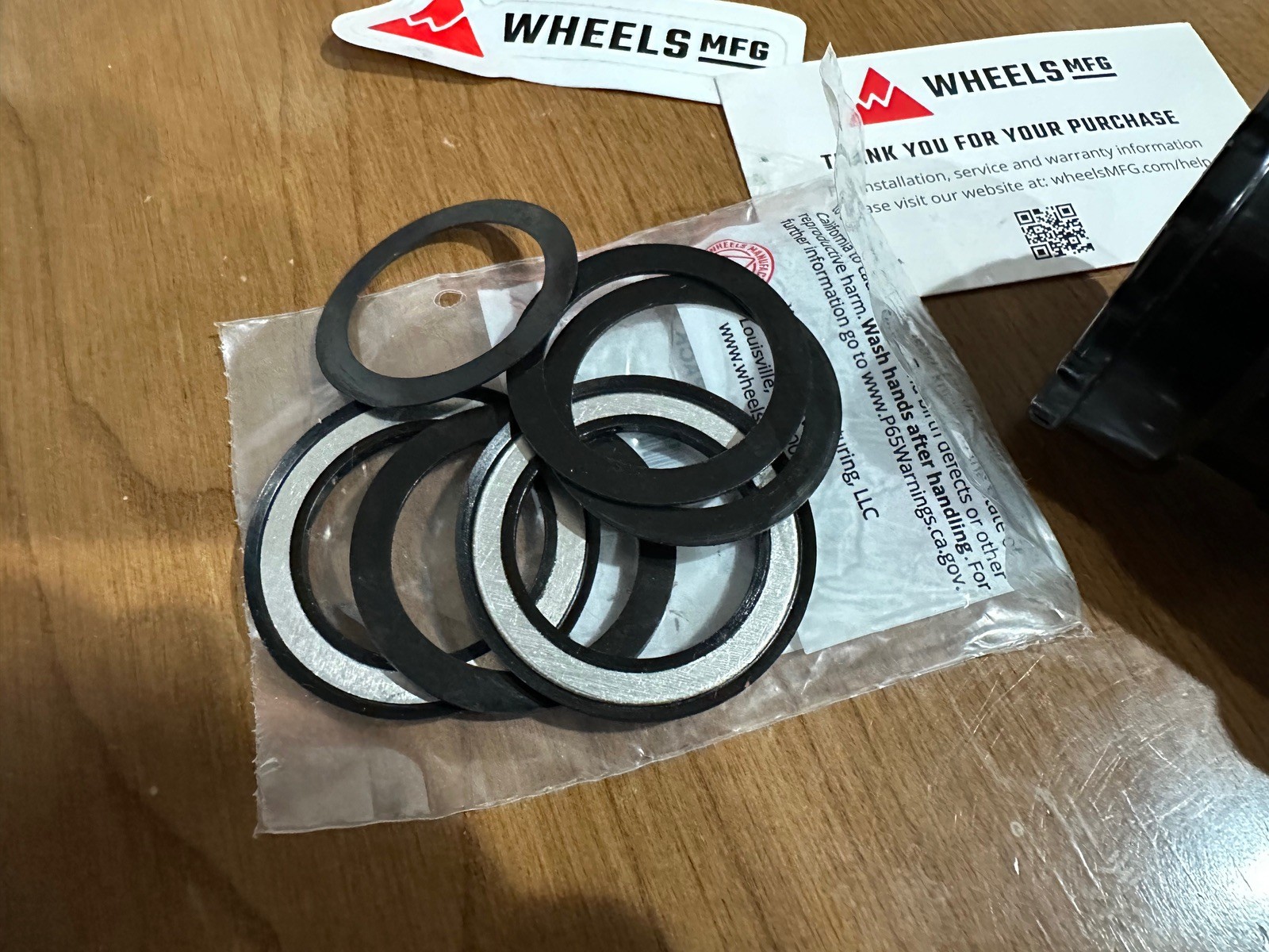 Wheels Manufacturing MFG PF30A Thread-Together Bottom Bracket (30 mm spindle)