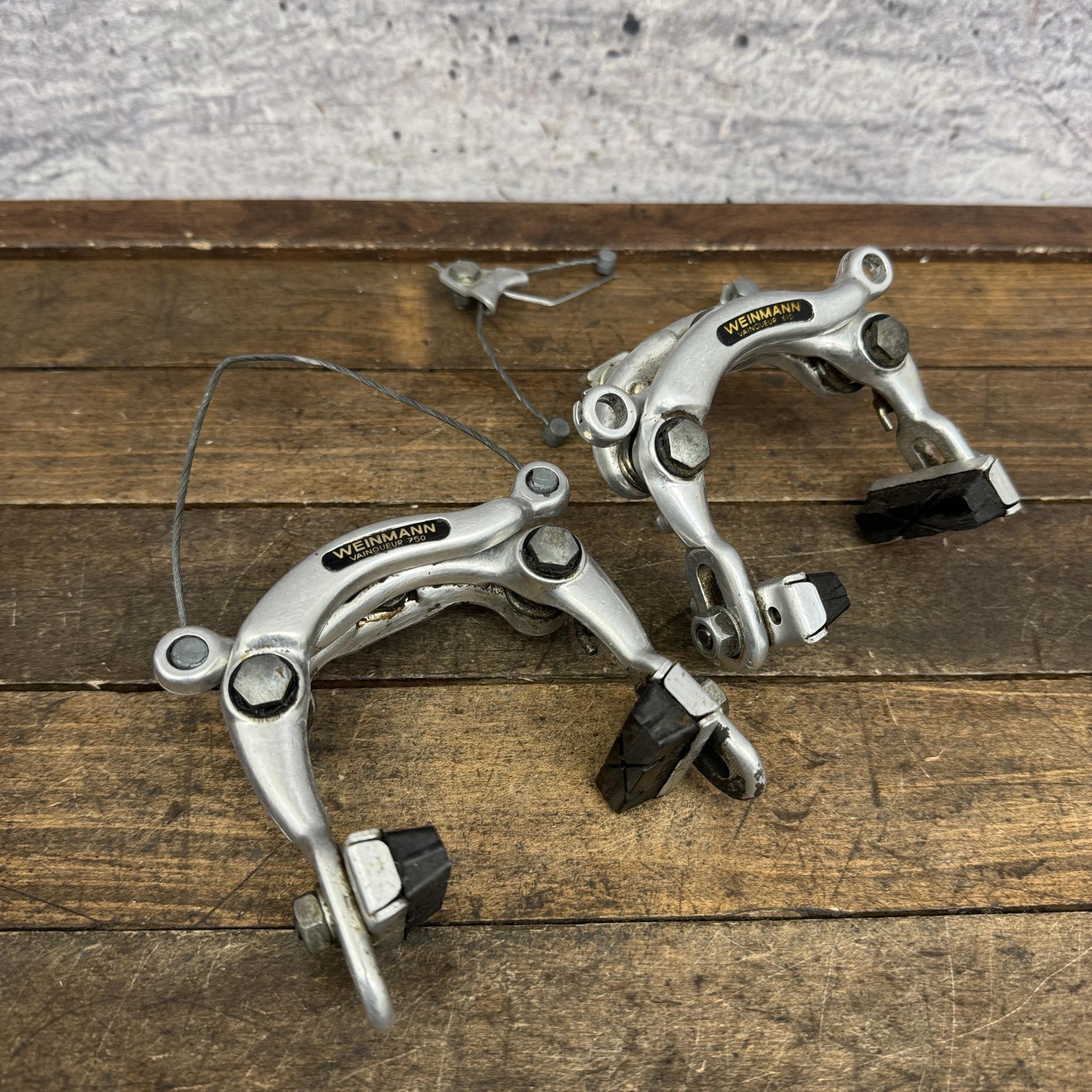 Vintage Weinmann Vainqueur 750 610 Silver Center Pull Caliper Brakes Black Logo
