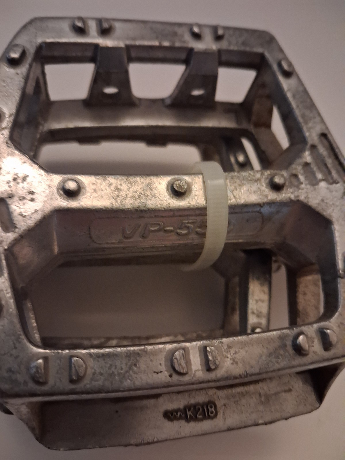 Vintage 90s Bmx Vp 550 Pedals Lot Of Two Sets 1/2 Inch Black And Silver