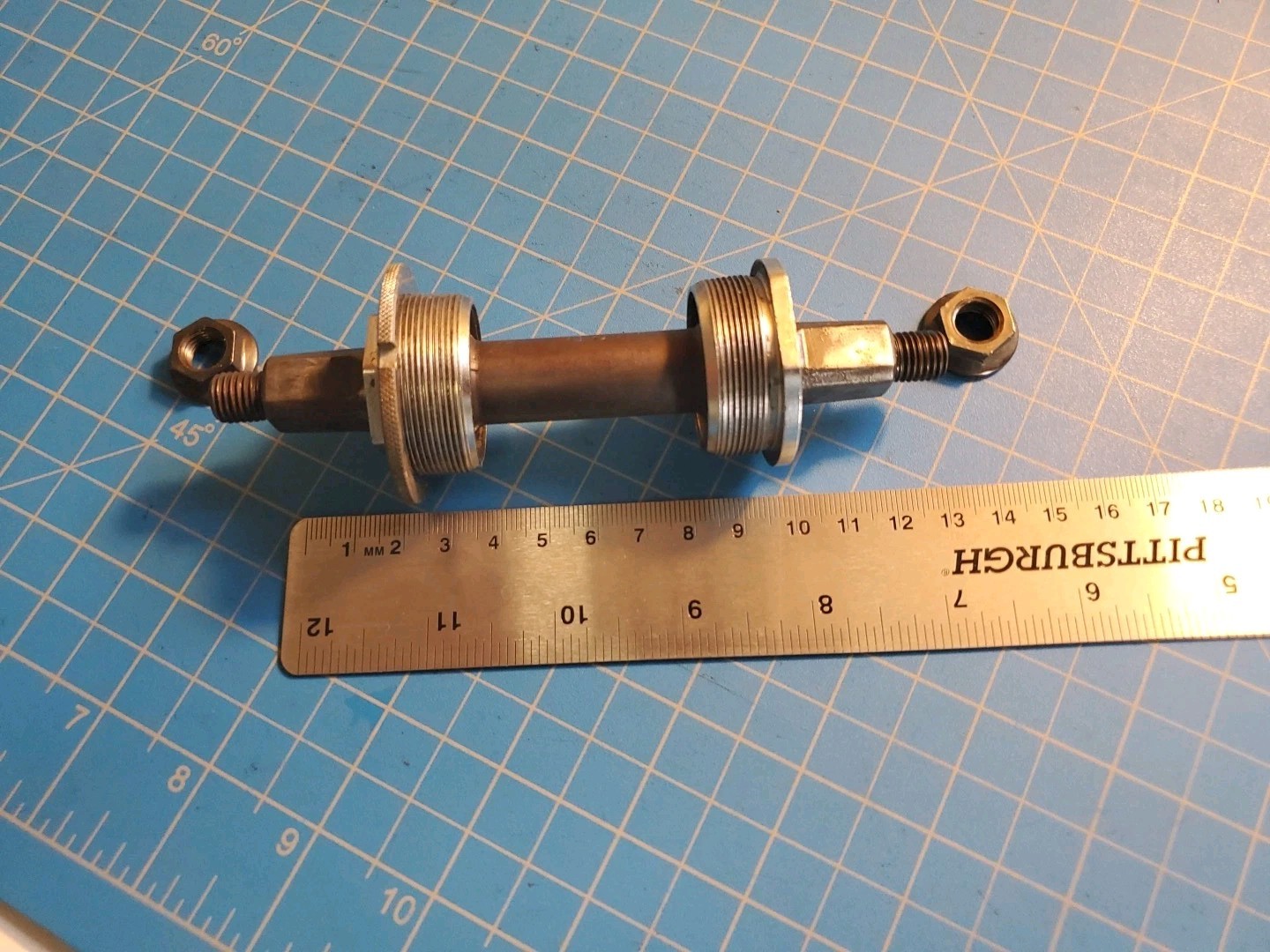 Bottom bracket Sakae for road bike 3P 70mm, 119mm