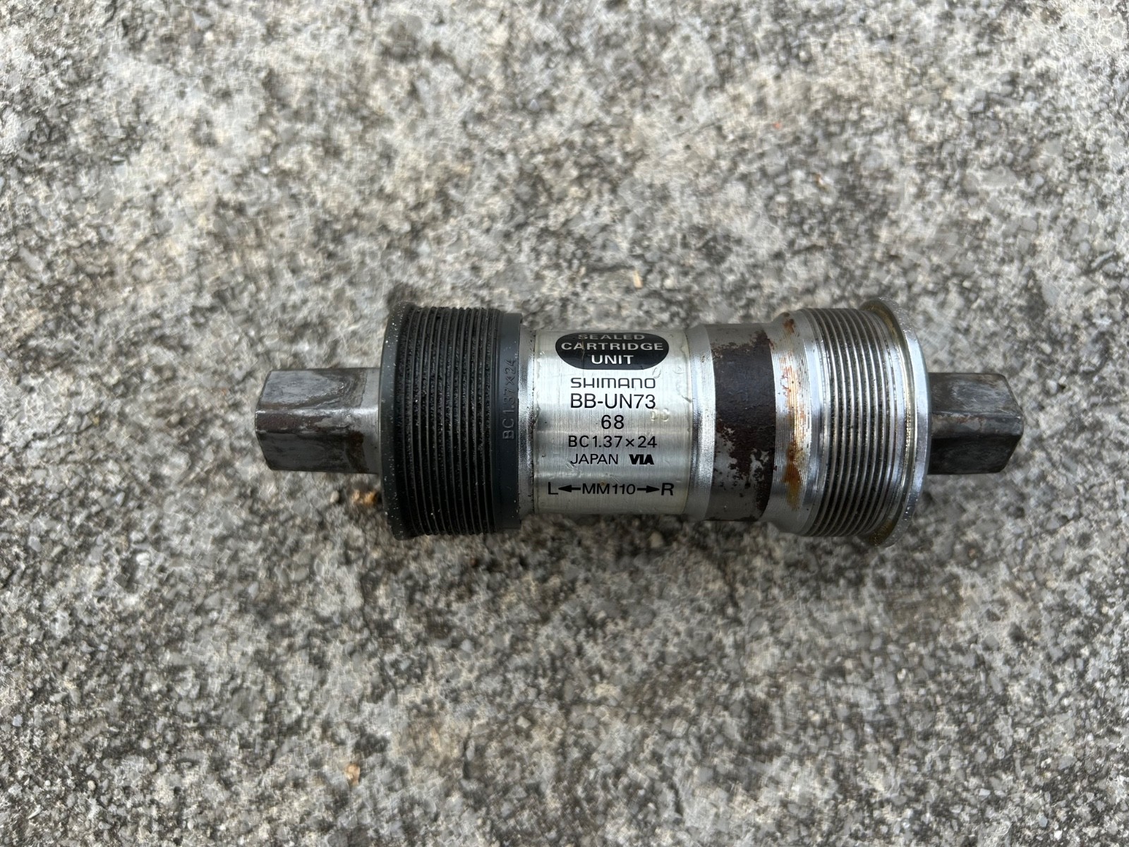 Shimano BB-UN73 Square Taper JIS 68mm Bottom Bracket 110mm length BSA English