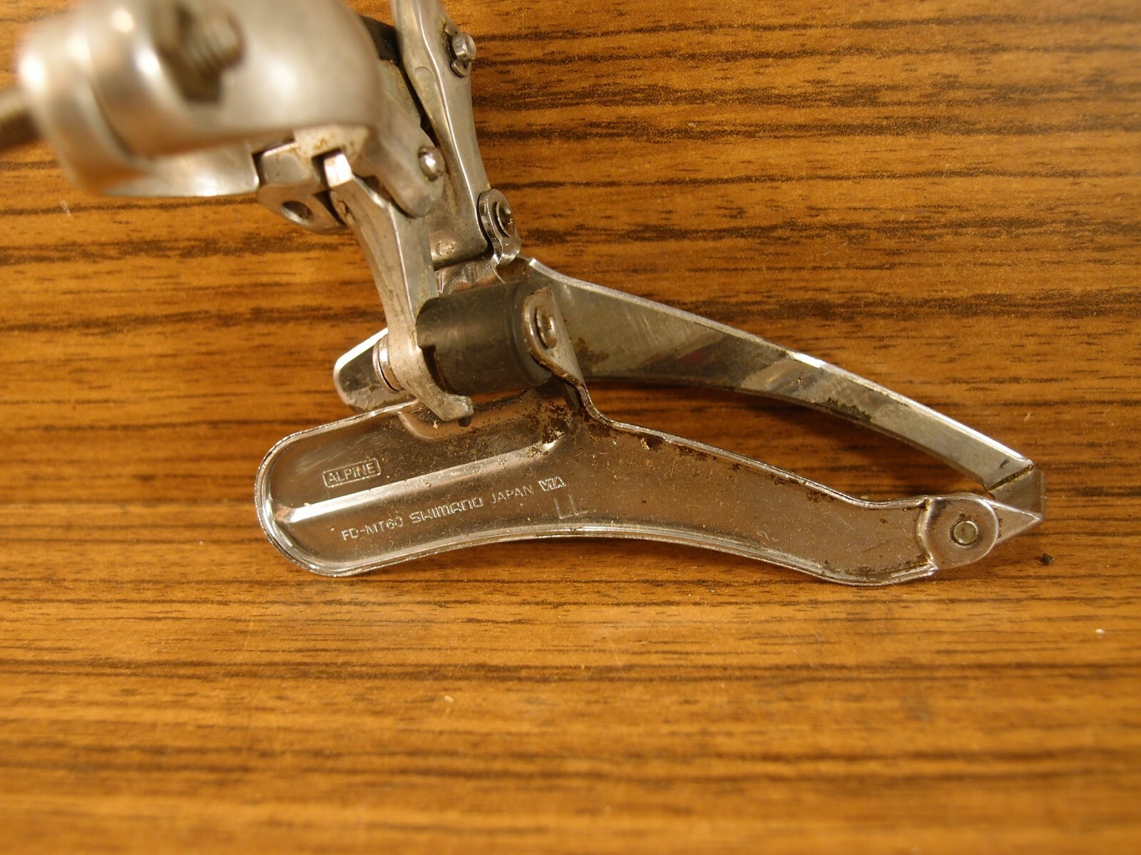 1987 MTB front derailleur Shimano Deore Alpine FD-MT60 VIA Japan bottom 28.6 mm