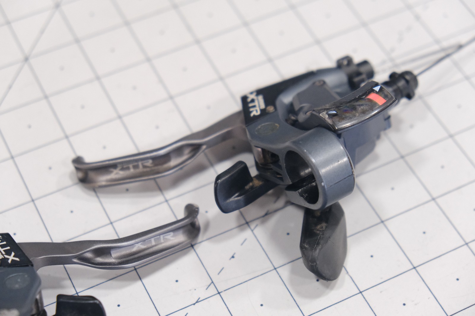 Vintage Shimano XTR ST-M950 3×8 Speed Shifter Set