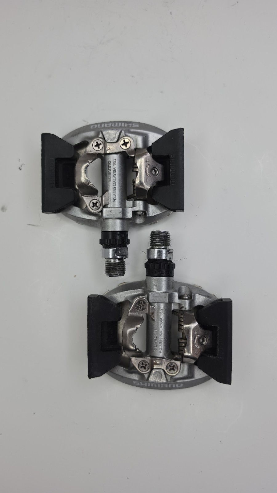 Shimano PD-A530 SPD Hybrid Clipless Bike Pedals Silver/Black 9/16in