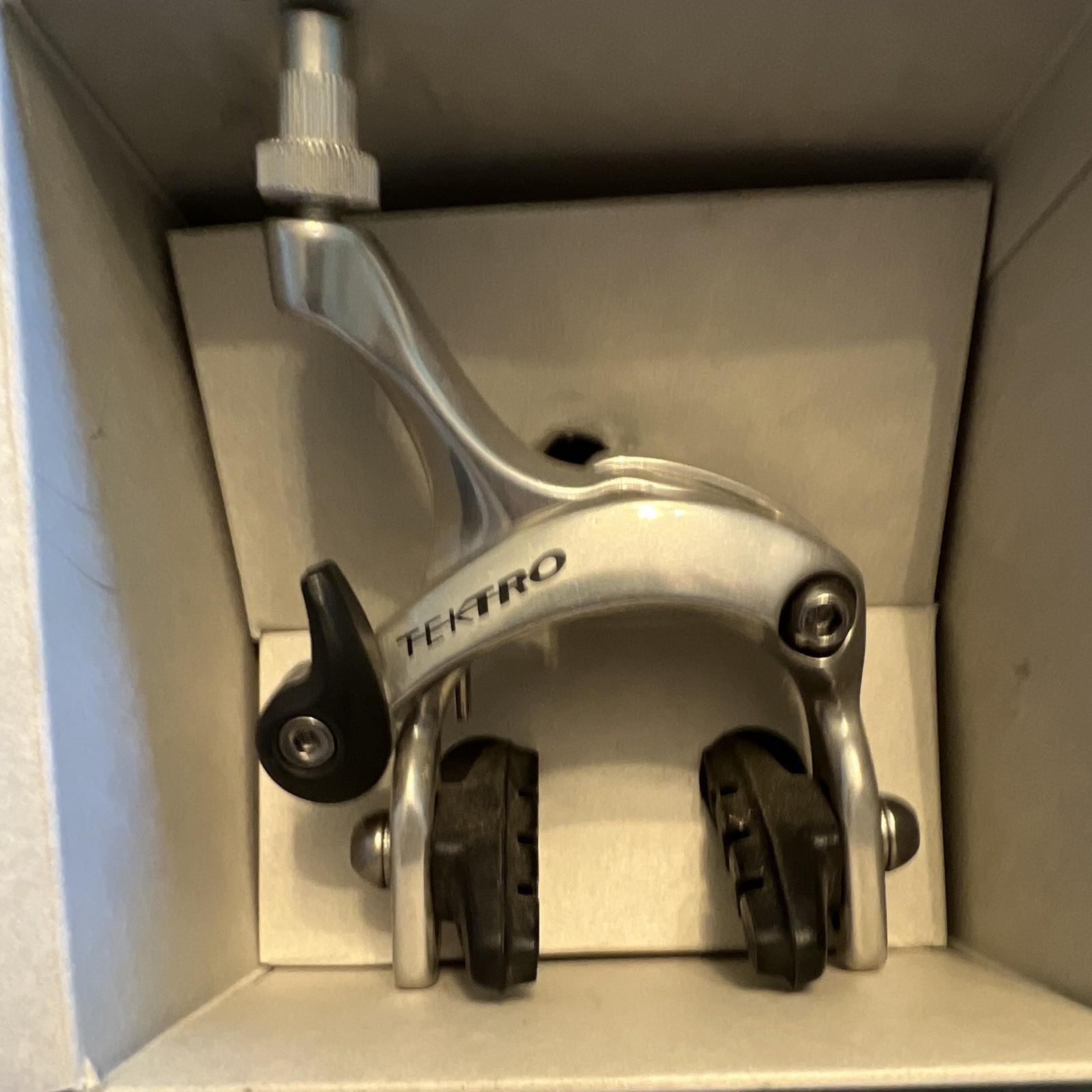 TEKTRO R539 Rear Side Pull Caliper Brake w/ Pads Silver/Black Aluminum