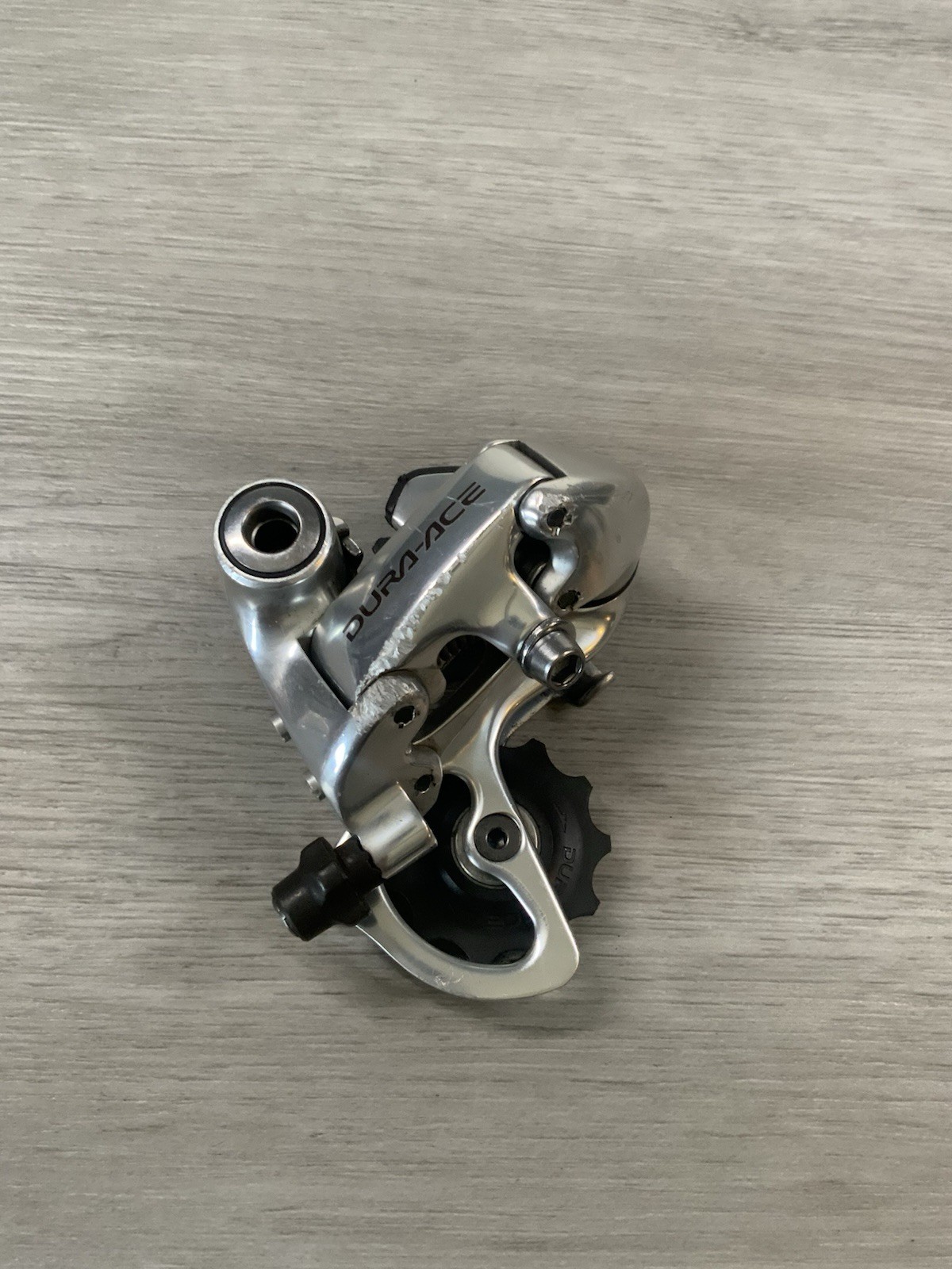SHIMANO DURA ACE REAR DERAILLEUR 7700 10 OR 9 SPEED