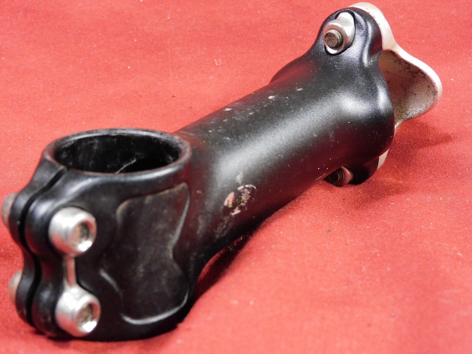 11 cm Threadless Easton EA70 Black Alloy Stem 1″ 1/8 x 110 mm x 31.8 mm +/-6°