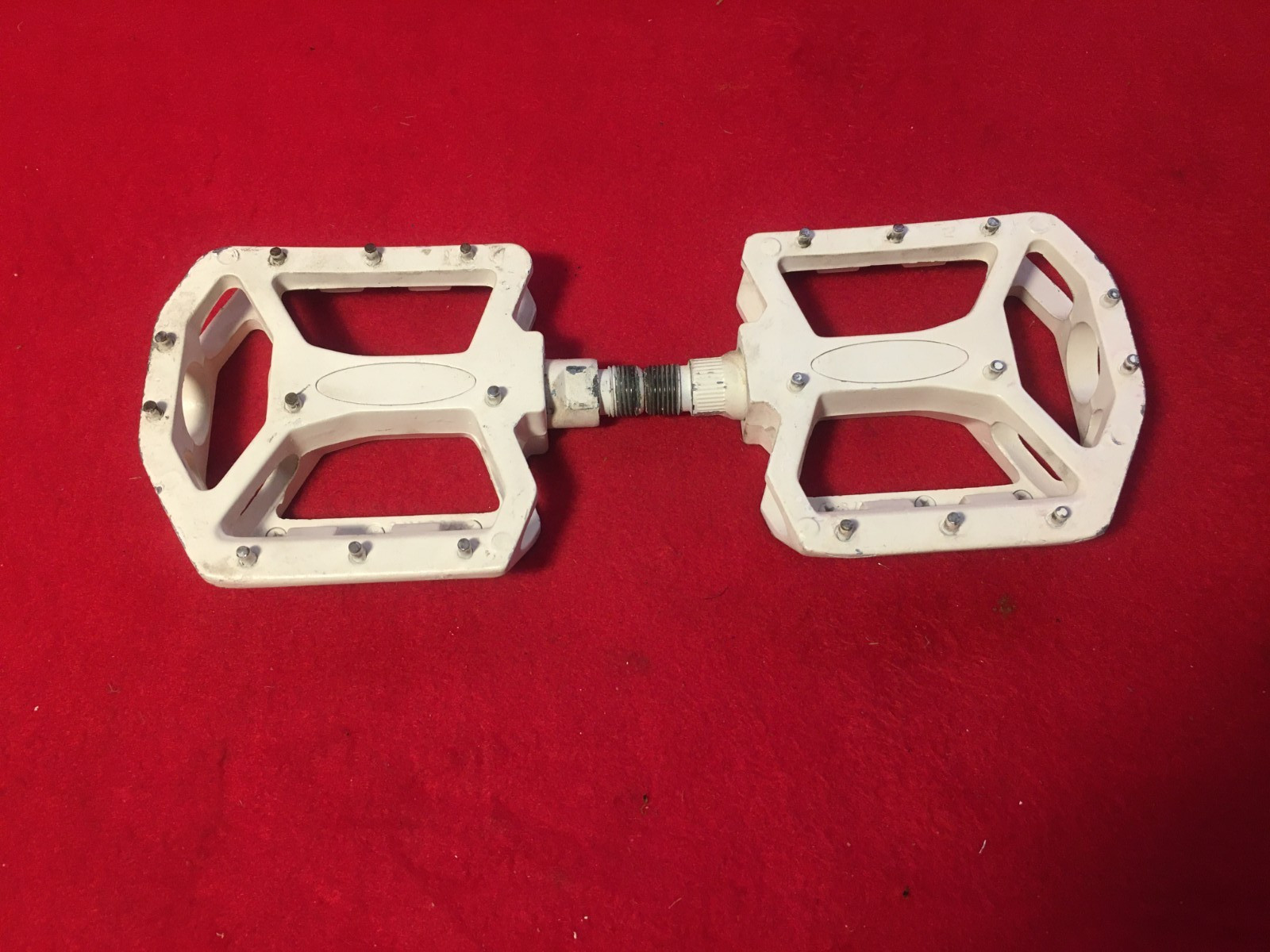 BMX/MTB Wellgo White LU-8A Alloy Pedal Set Fits SE Bikes Big Ripper