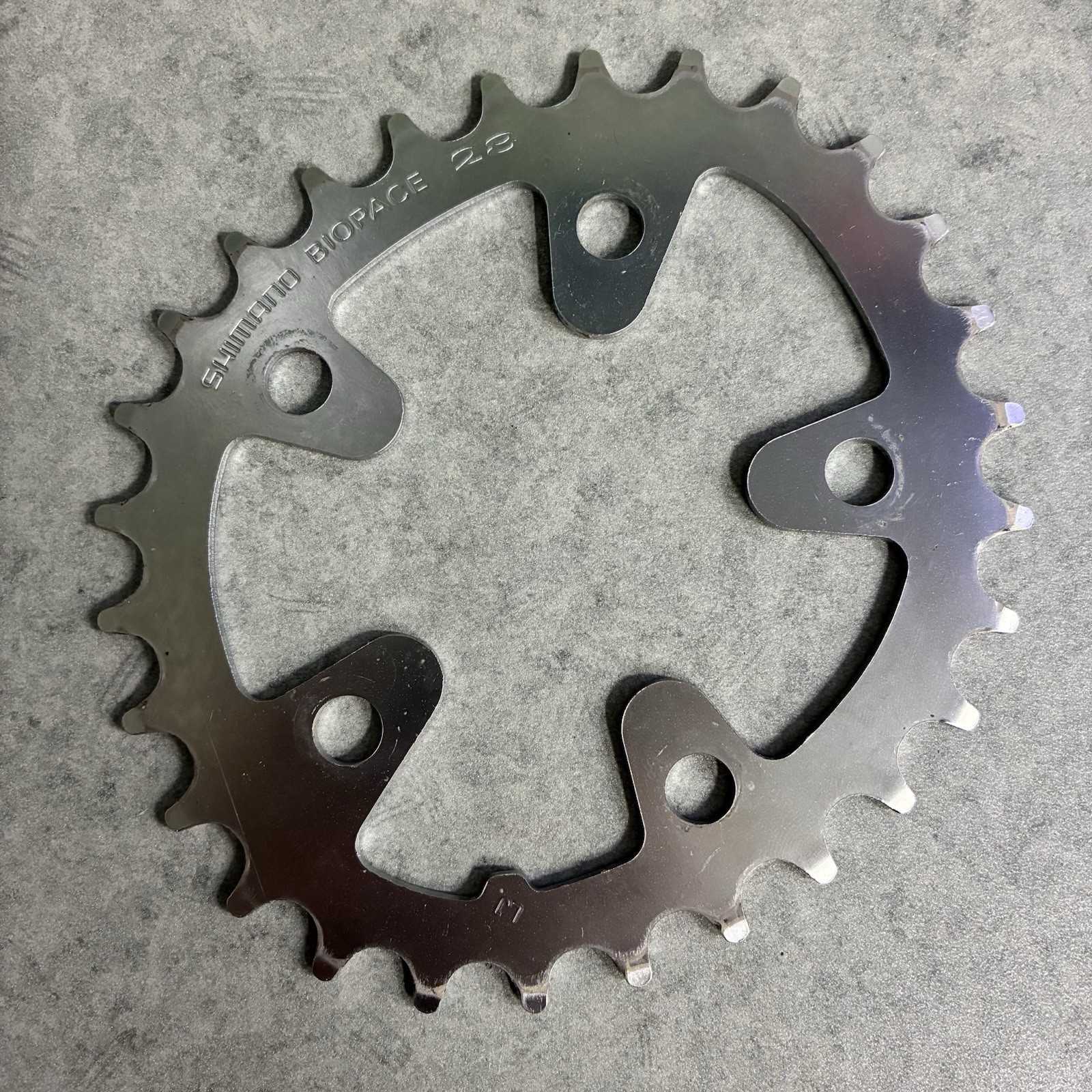 Vintage SHIMANO BIOPACE 28 Tooth Chainring ~ 28T / 74mm BCD Steel 1987