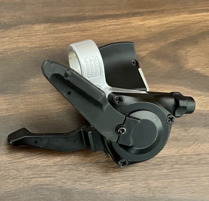 Shimano SL-R440 3 Position Left Hand Flat Bar Bicycle Shifter Low Mileage