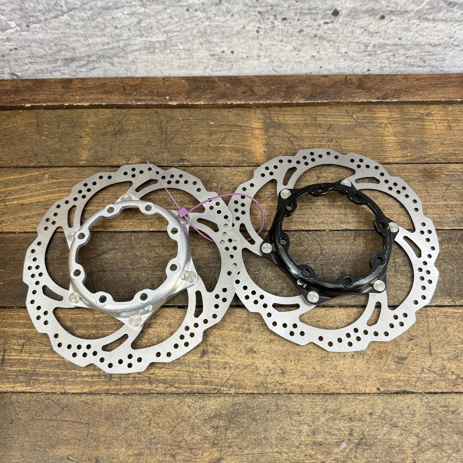 CycleOps Disc 2.4 Brake Rotors Pair Set 2 160mm 6 Bolt Silver Black Bike Used