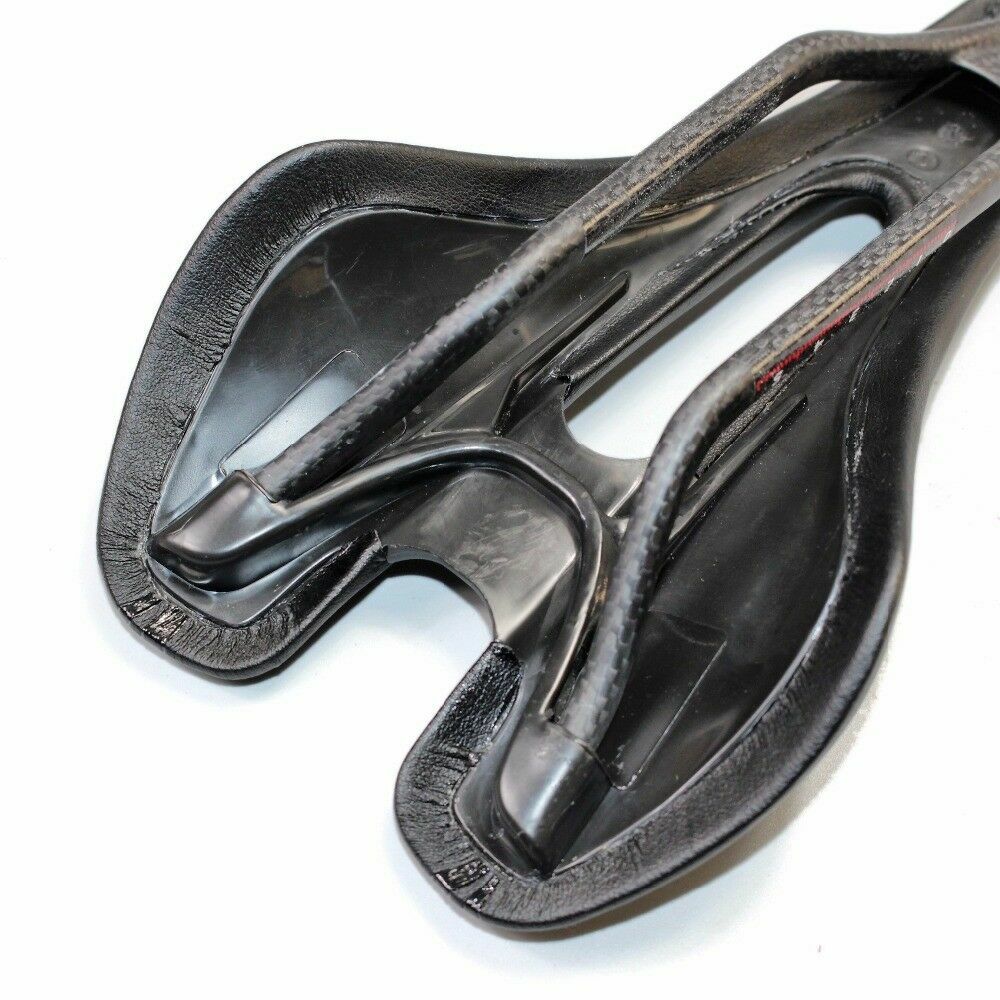 Carbon Railed Road Bike Saddle – 135mm – Only 151 grams!