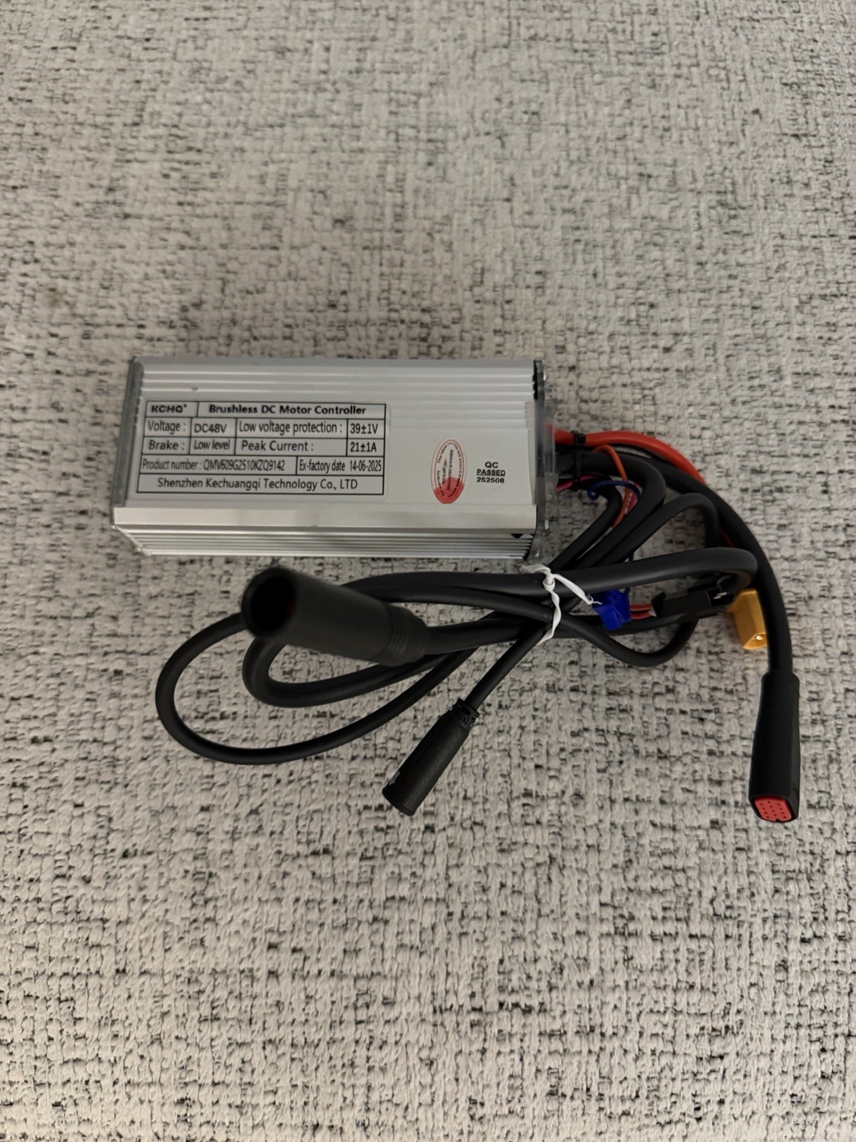 KCHQ 48V 21A Brushless DC Motor Electric Bike Controller, Silver Aluminum