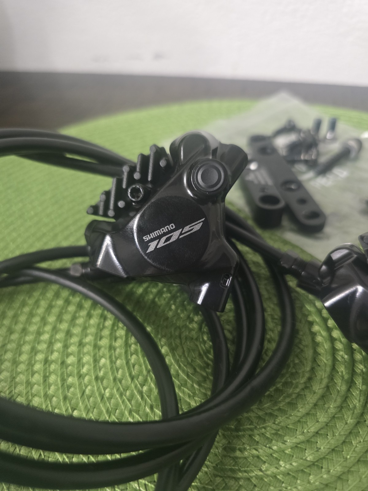 Shimano 105 12-Speed Road Groupset FC-R7100 BR-R7170 CS-HG710-12