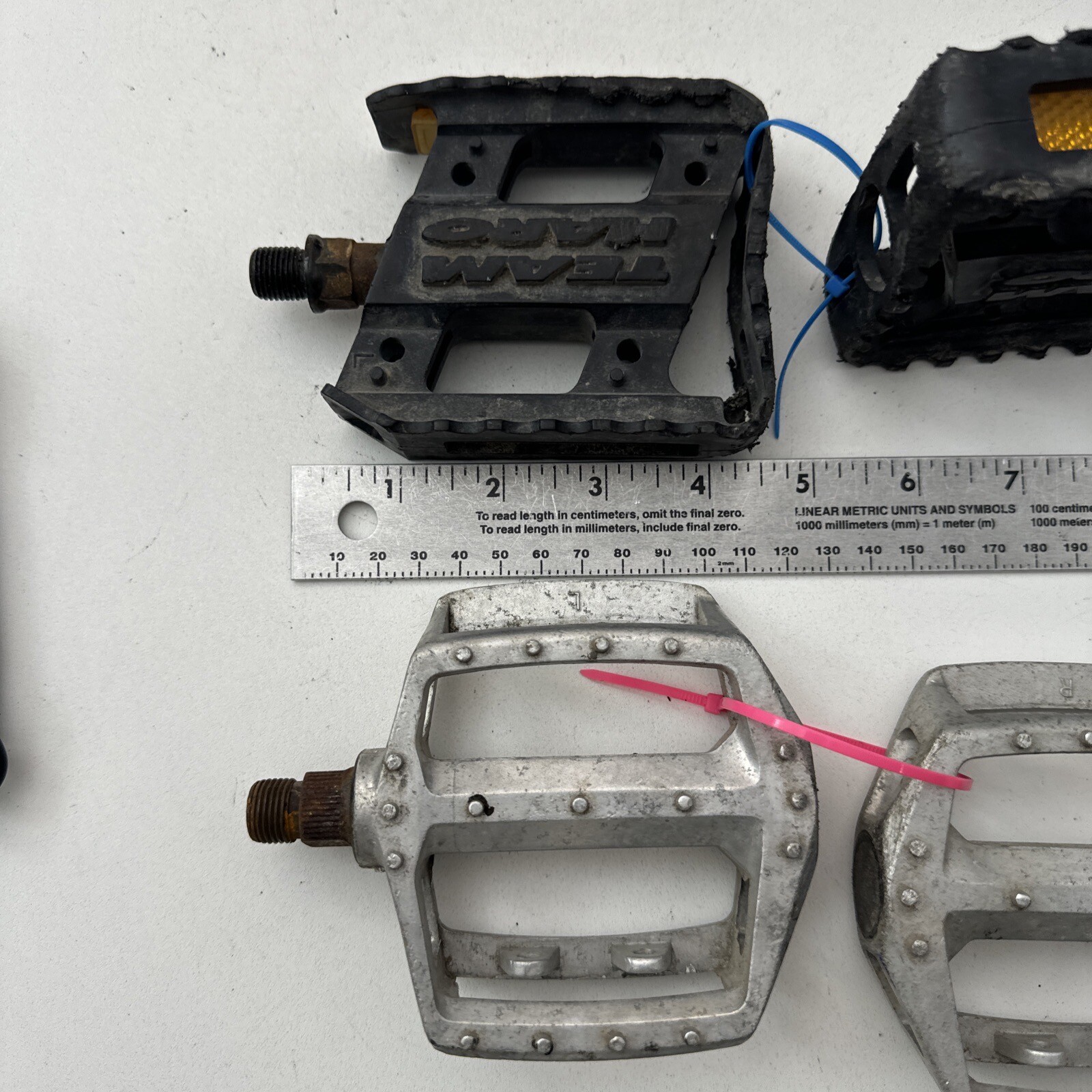 Old School BMX Team Haro Pedals 1/2 in OPC Freestyle LOT 90s Plastic Steel L01