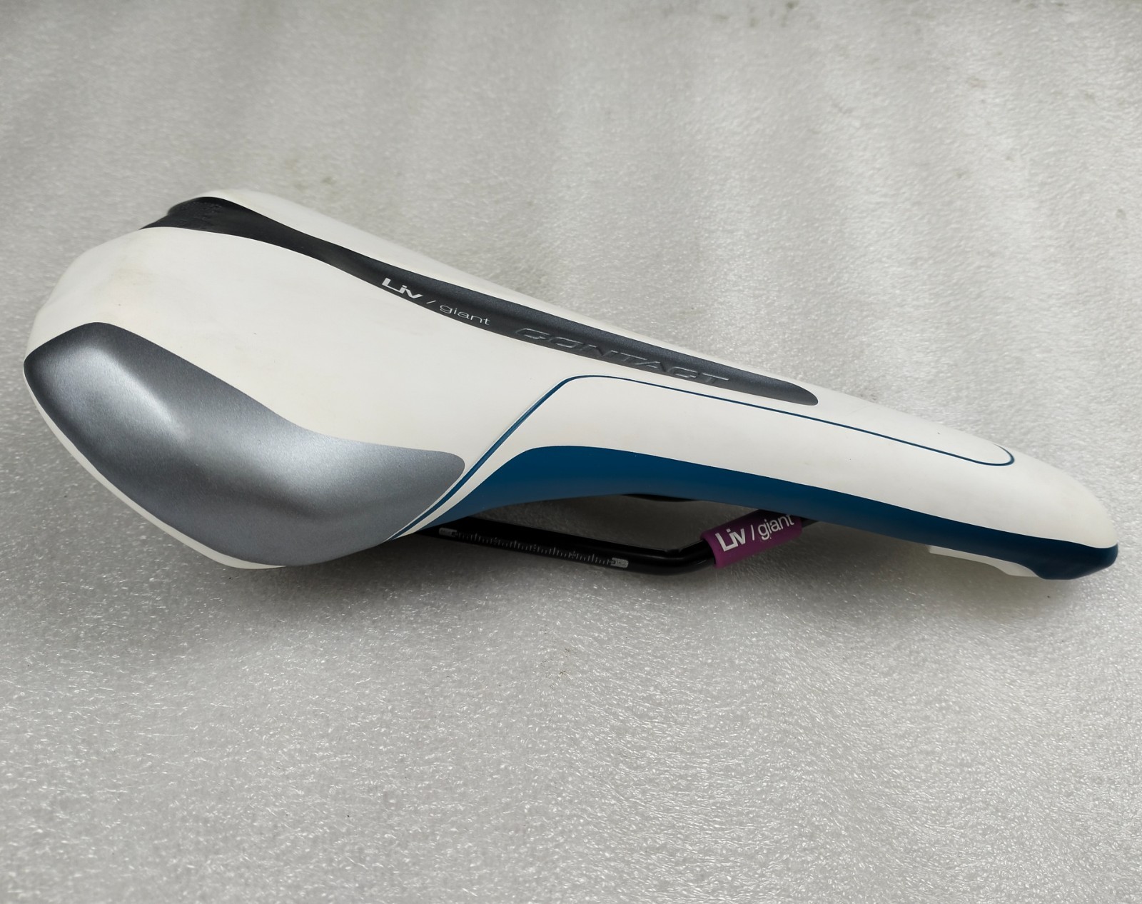 GIANT LIV CONTACT UPRIGHT PELVIC TILT SADDLE 270X160MM WHITE BLUE CRMO RAILS