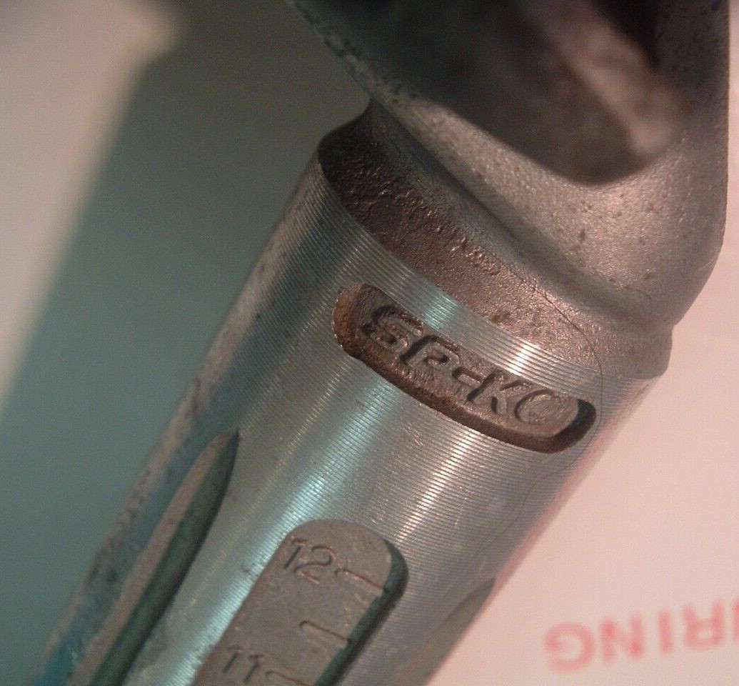 Sugino SP-KC 27.2MM x 220MM Fluted w/Scale Alloy Seatpost- Road Vintage – GC++