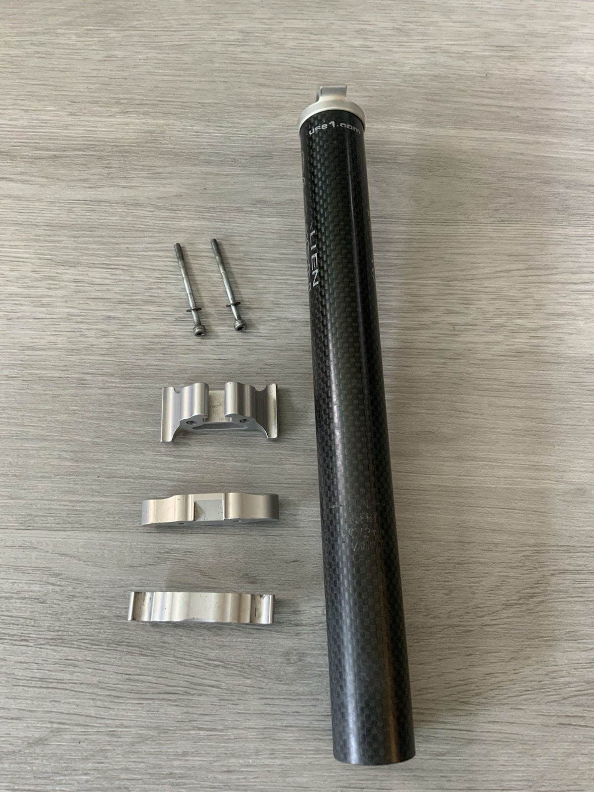 ALIEN SEAT POST 27.2 MM X 260 MM TOTAL LENGTH 140 GRAMS