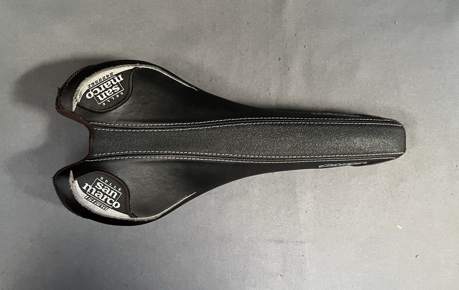 Selle San Marco Island Ponza Bike Saddle Black Steel Rails 130x275mm Road MTB