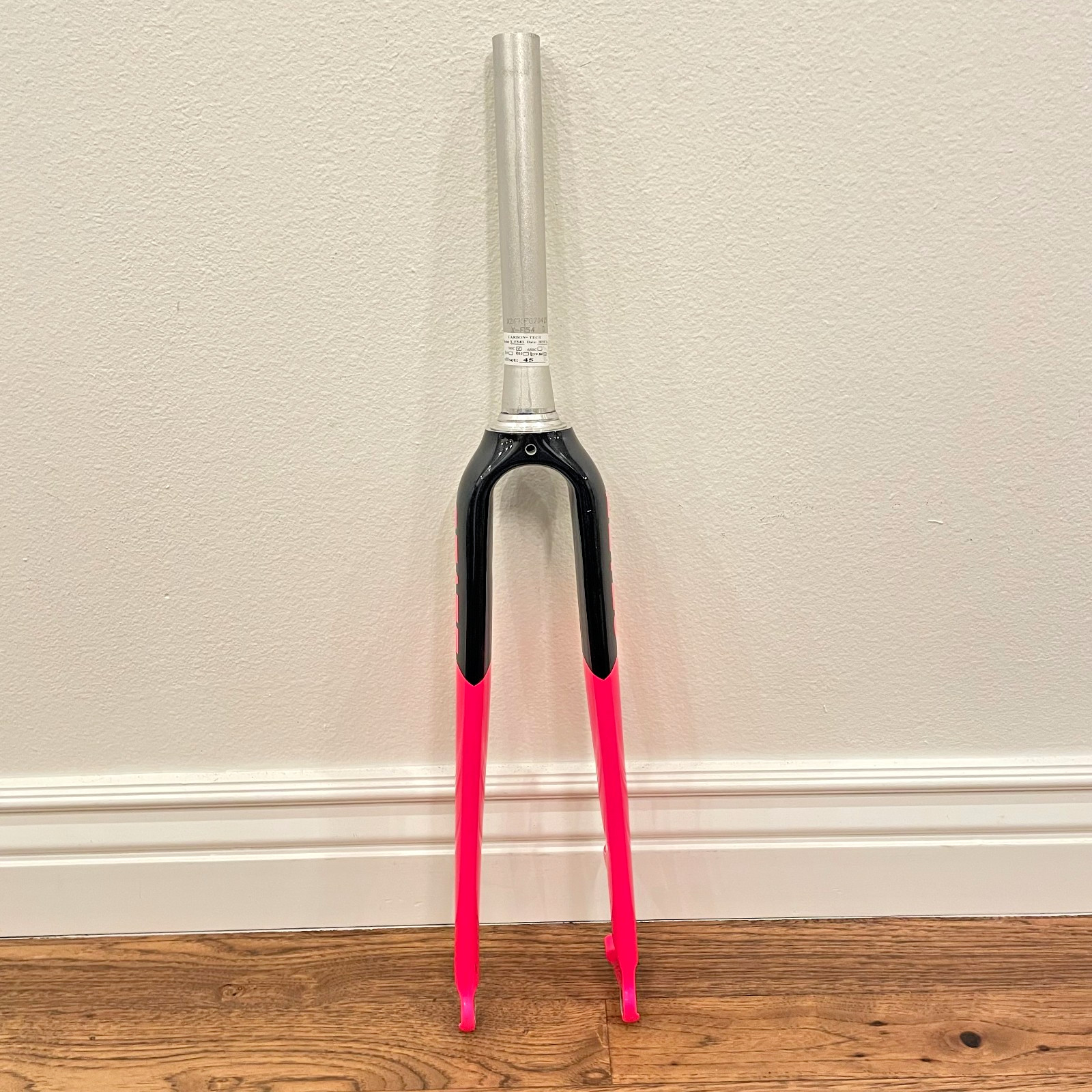 State Bicycle Co Carbon Thunderbird Disc Brake Fork Black Pink 700c Tapered