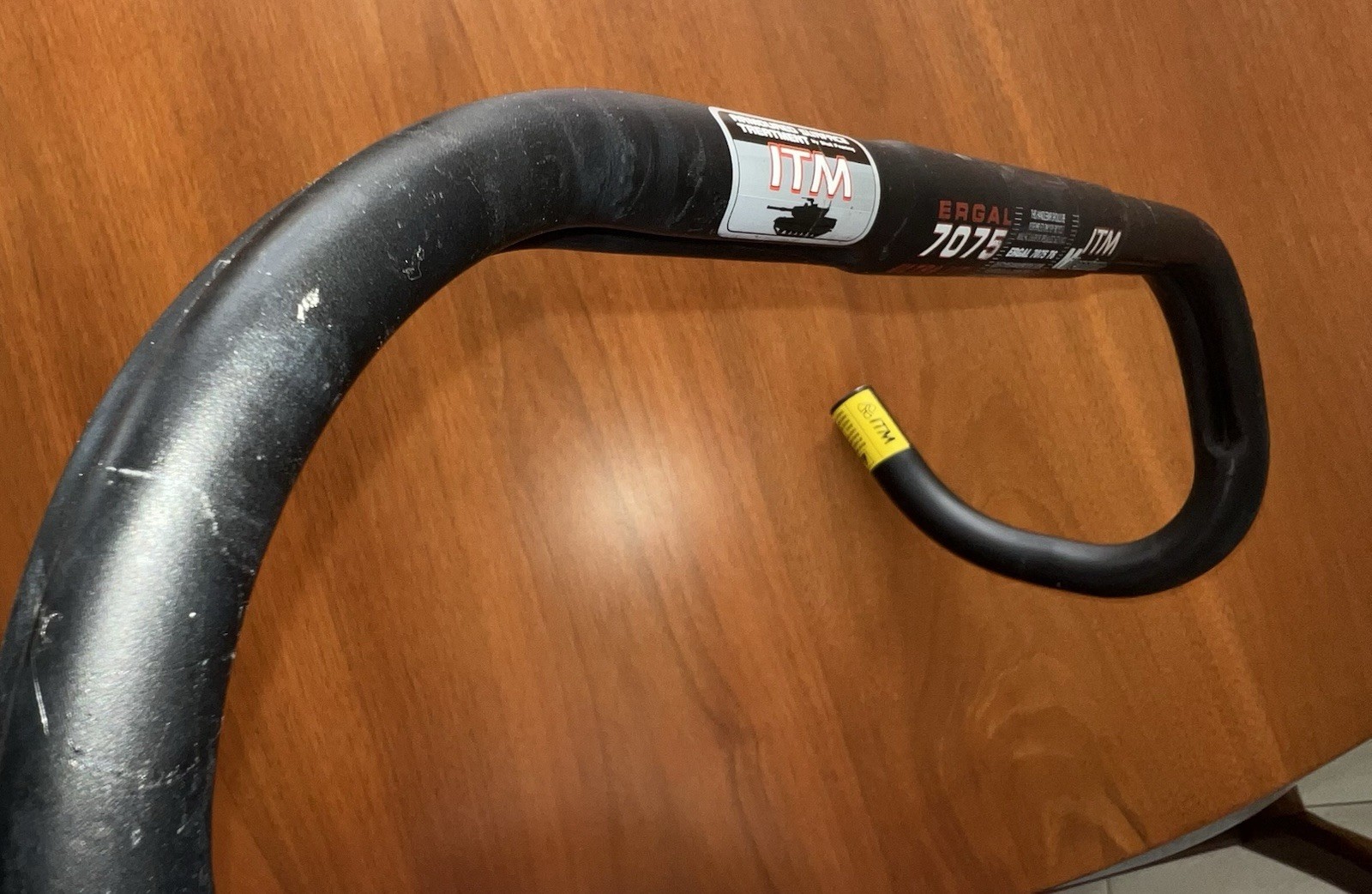 ITM Millennium Ergal 7075 Ultra Lite 46cm/18in (Outside to Outside) – 26mm Clamp
