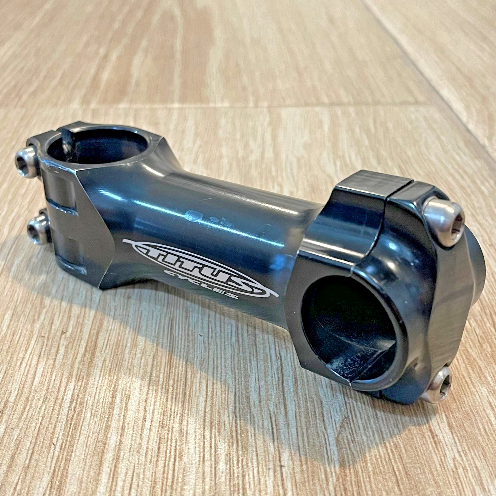 Vintage Titus CNC Mountain Bike Stem 100 1 1/8 Threadless 5 Degree 25.4