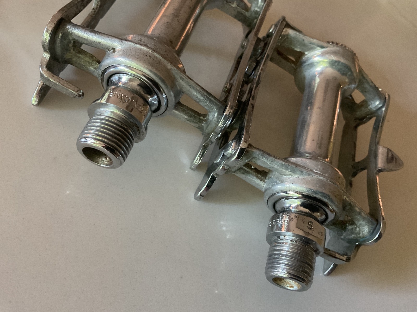 Campagnolo Record Road Pedals Chrome Steel 1980s 9/16 X 20 Patina Nice Caps
