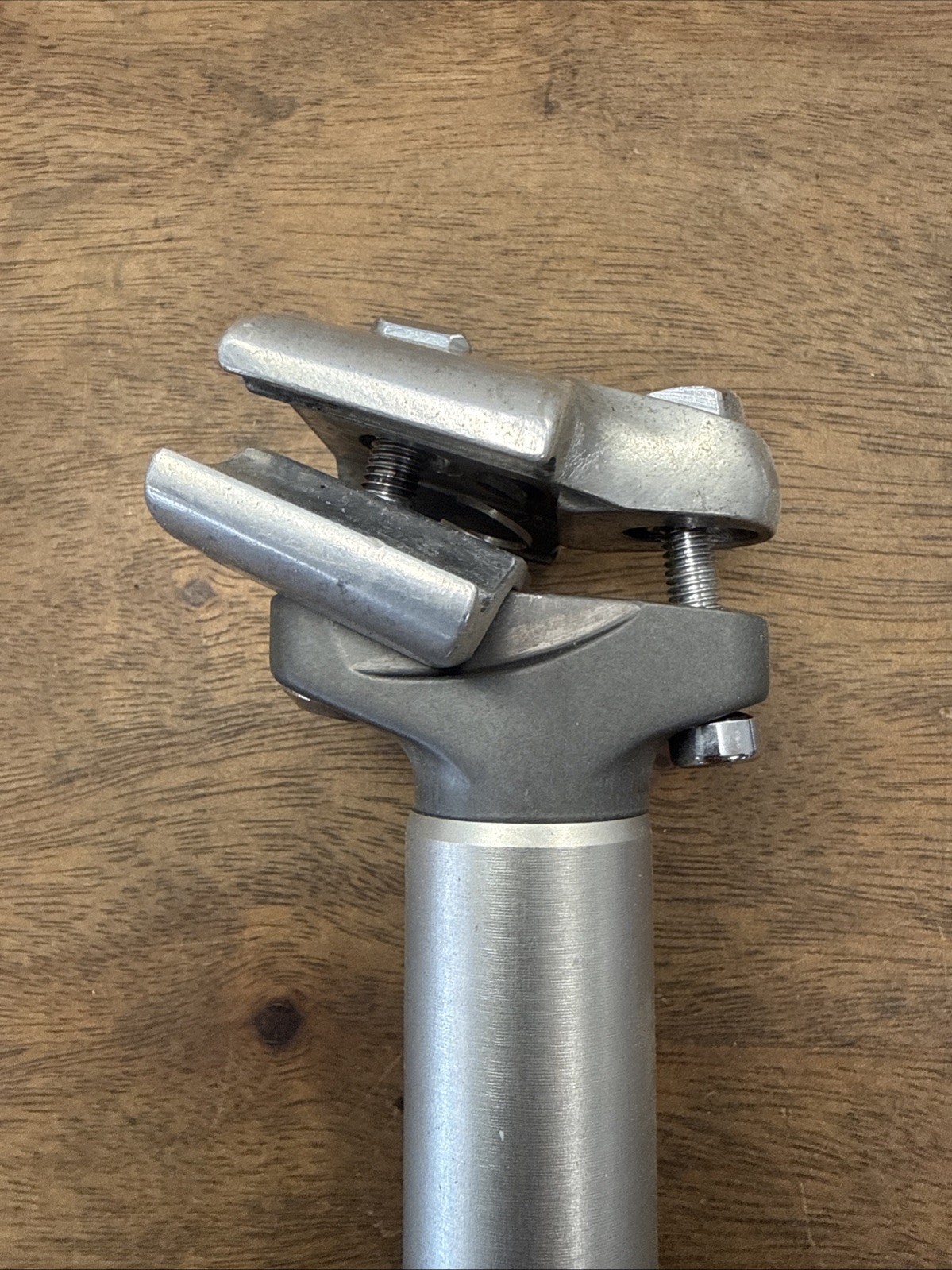 Suntour XC 9000 Vintage Mountain Bike Seatpost 27.2mm 300mm Japan