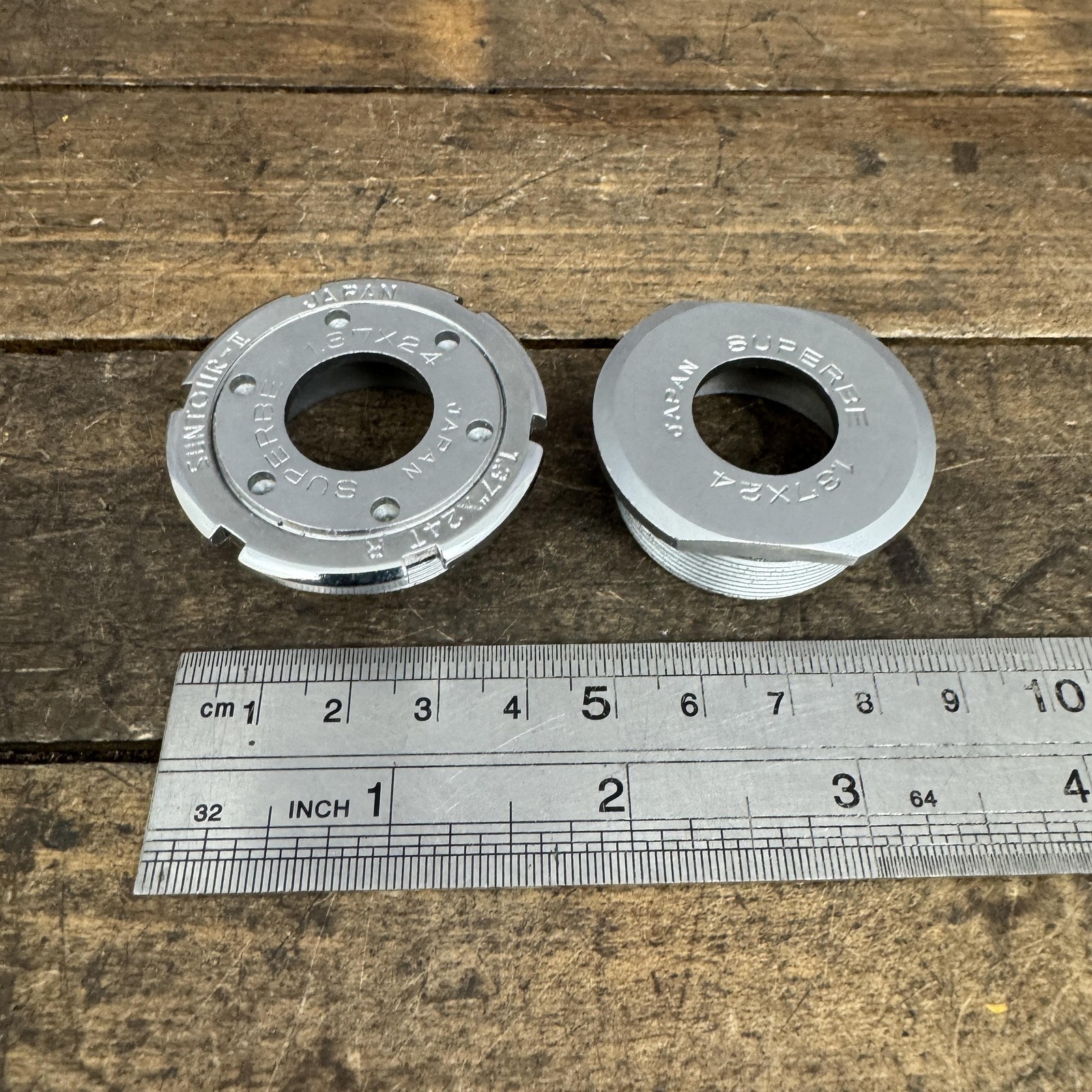 Vintage Suntour Superbe Bottom Bracket Cups NOS 1.37×24 BSA English Square Taper
