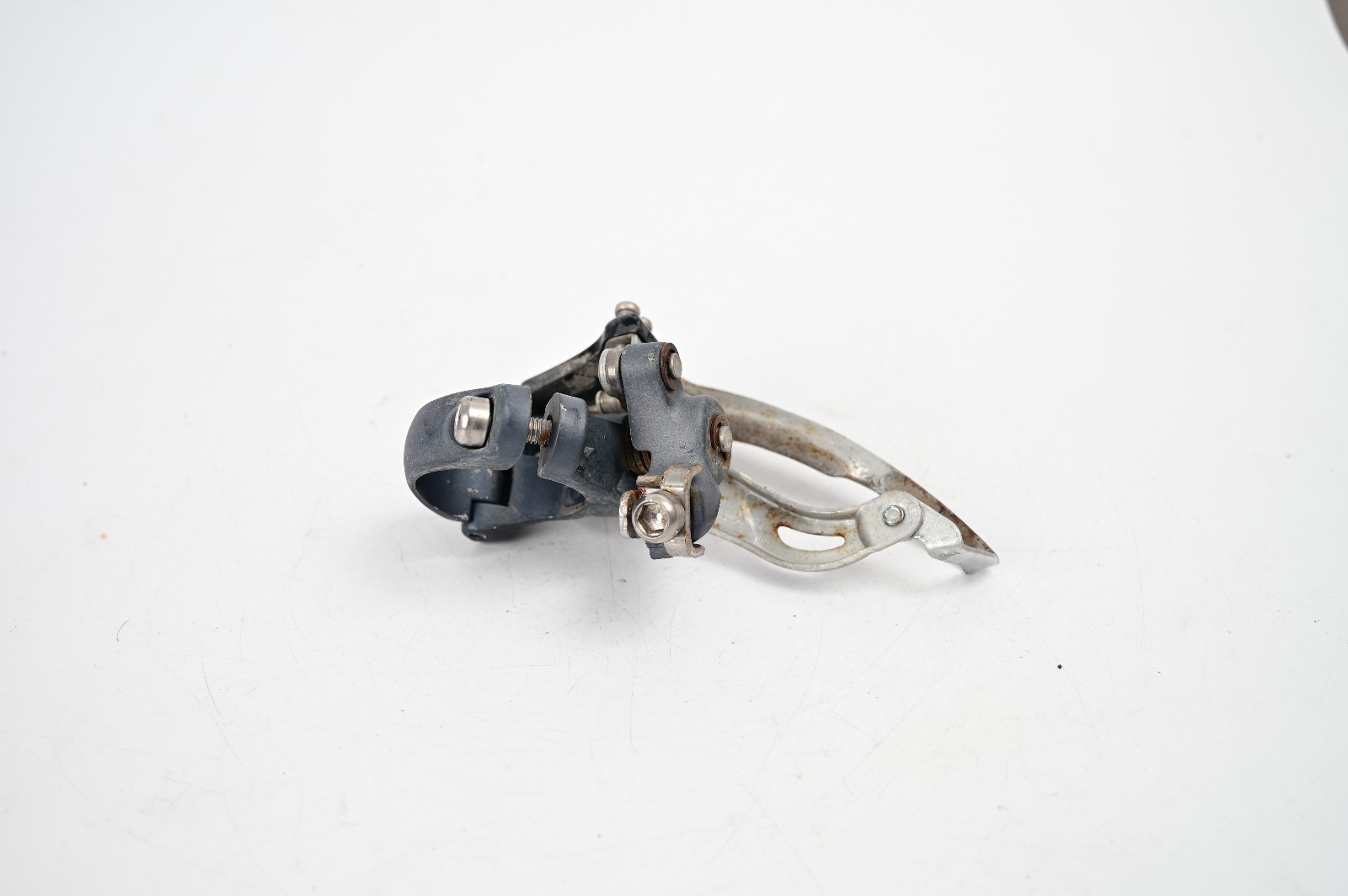 Shimano Deore LX Front Derailleur FD-M570 Top Pull Triple 31.8 mm Low Clamp