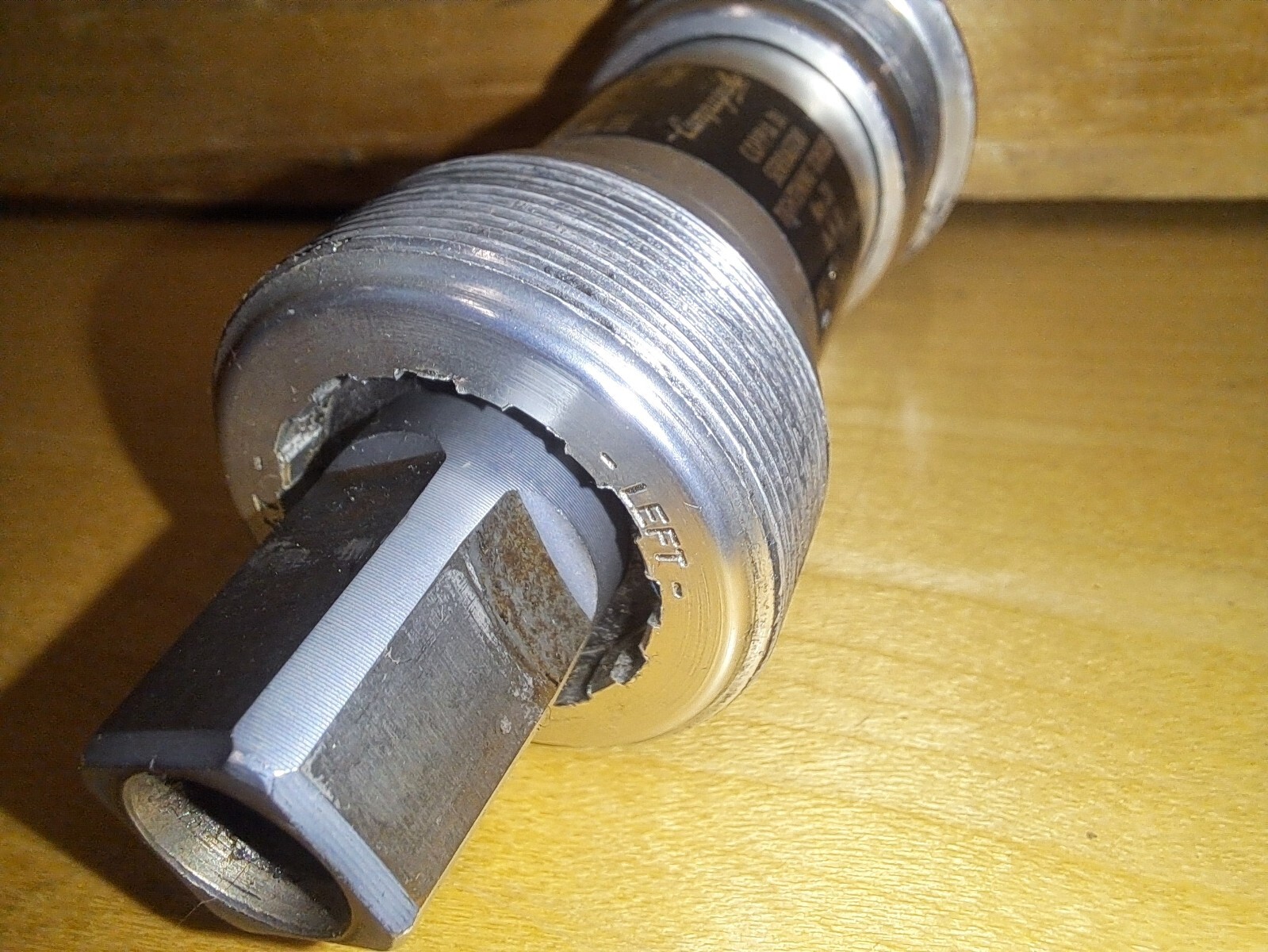 Campagnolo Chorus Sealed Bottom Bracket / 111mm / 1.370x24t
