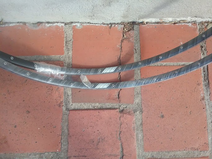 NOS Campagnolo Omega Strada XL Hardox clincher rims – 28 hole – NIP