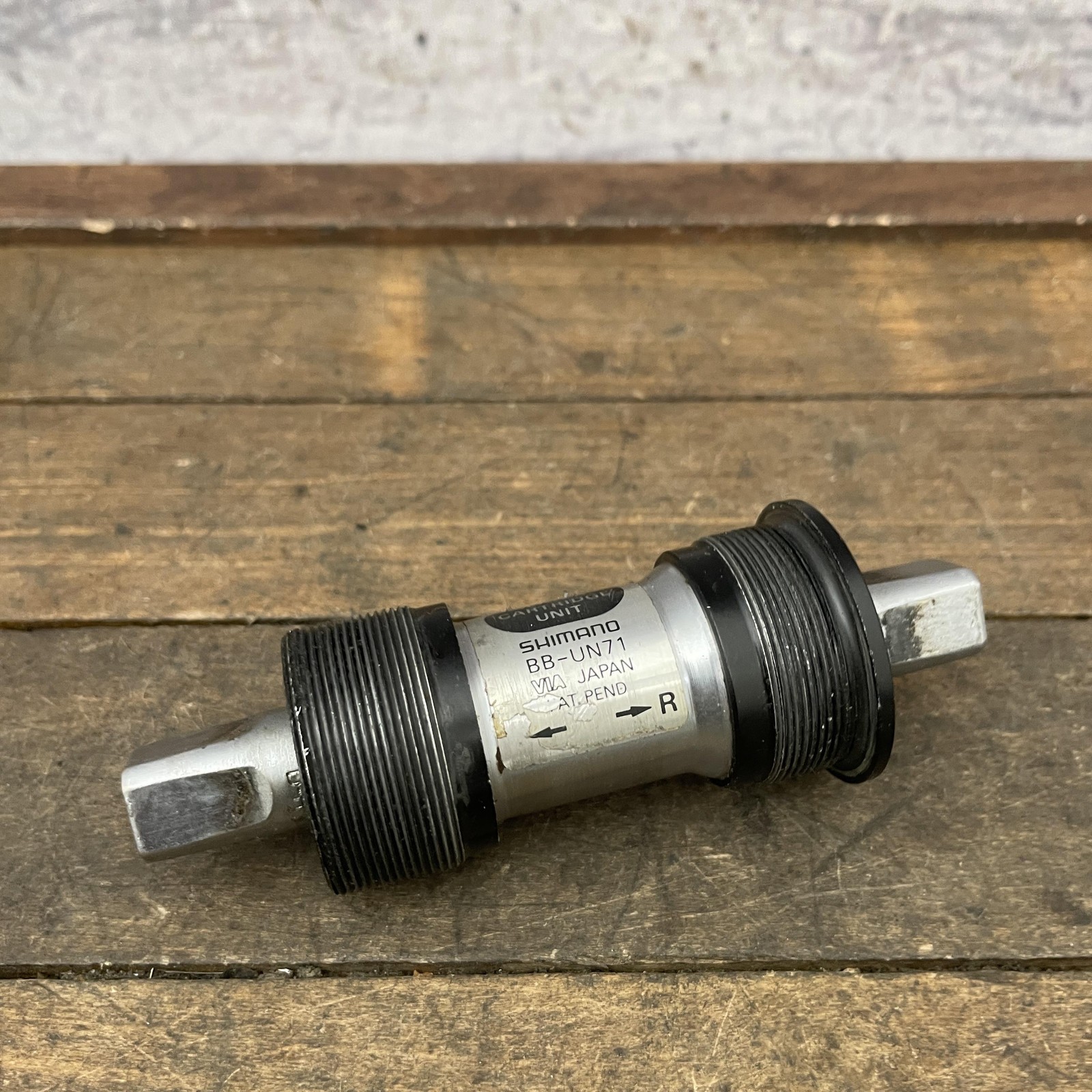 Shimano BB-UN71 Sealed Bottom Bracket 68mm BSA 115mm Deore Square Taper Japan