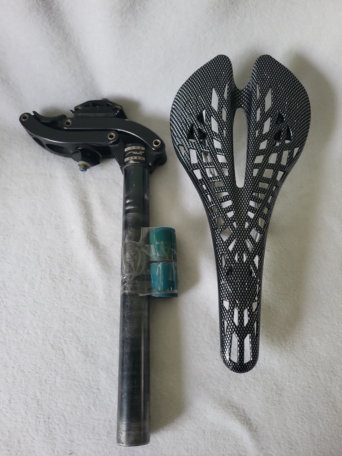 Cane Creek Thudbuster Suspension Seatpost And Seat