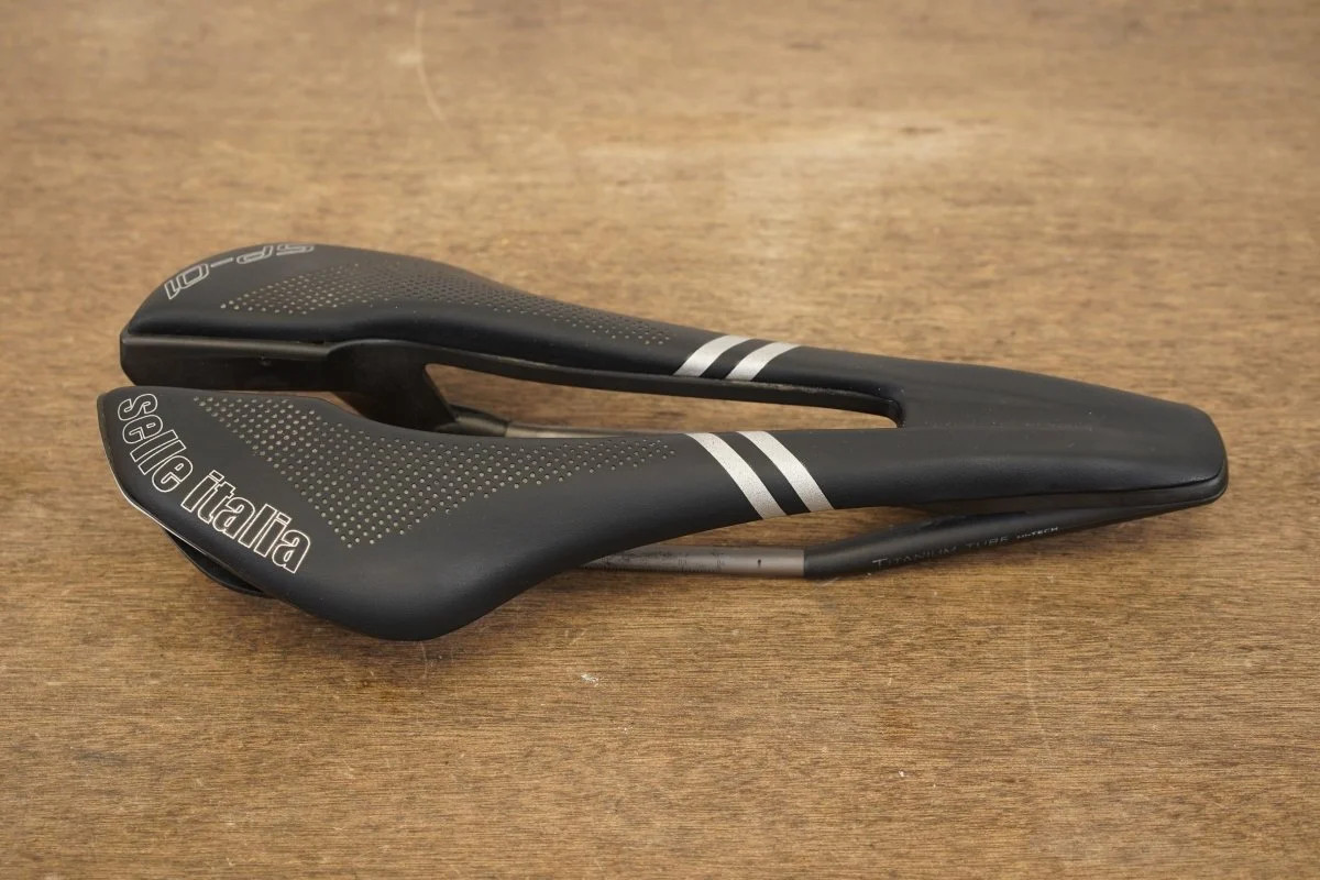 132mm Selle Italia SP-01 Superflow Titanium Rail Road Saddle 198g