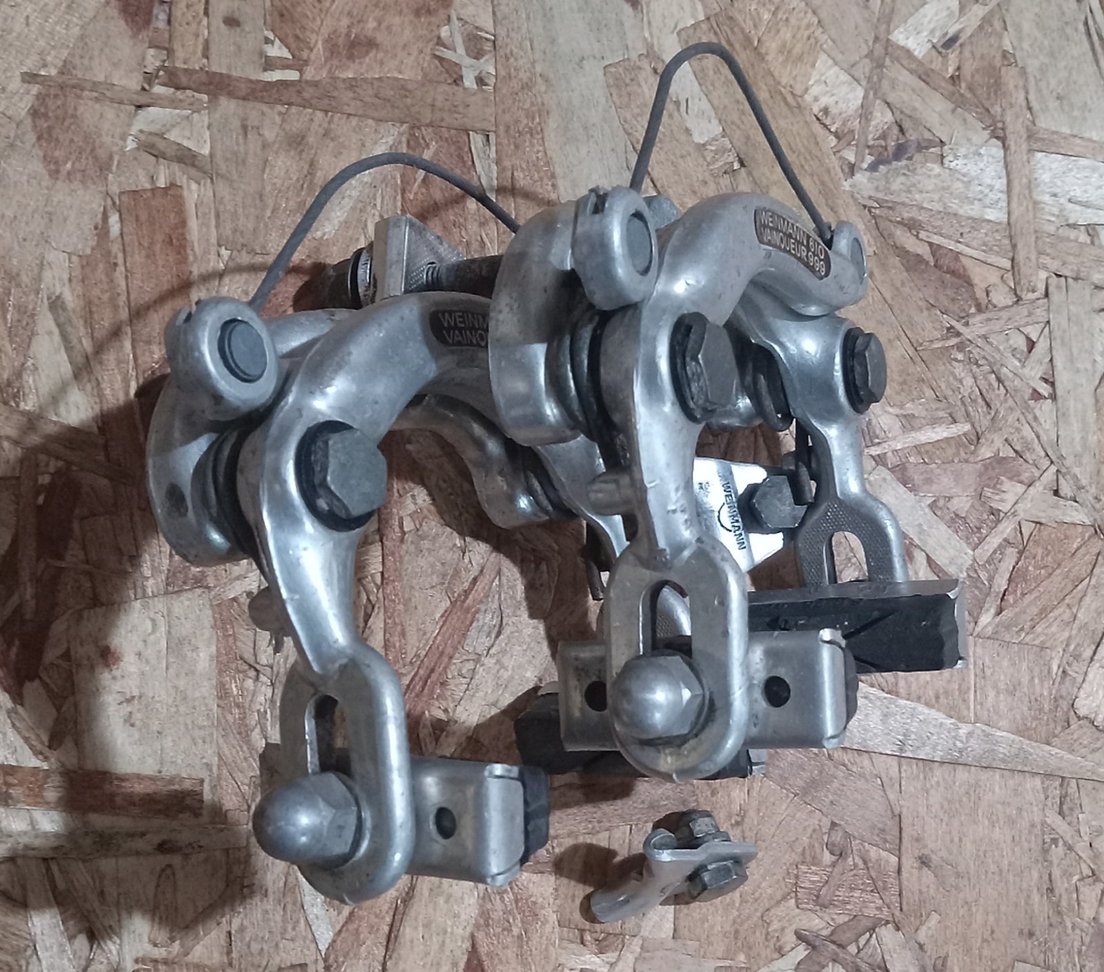 Vintage Weinmann 610 Vainqueur 999 Black Label Center Pull Brake Set