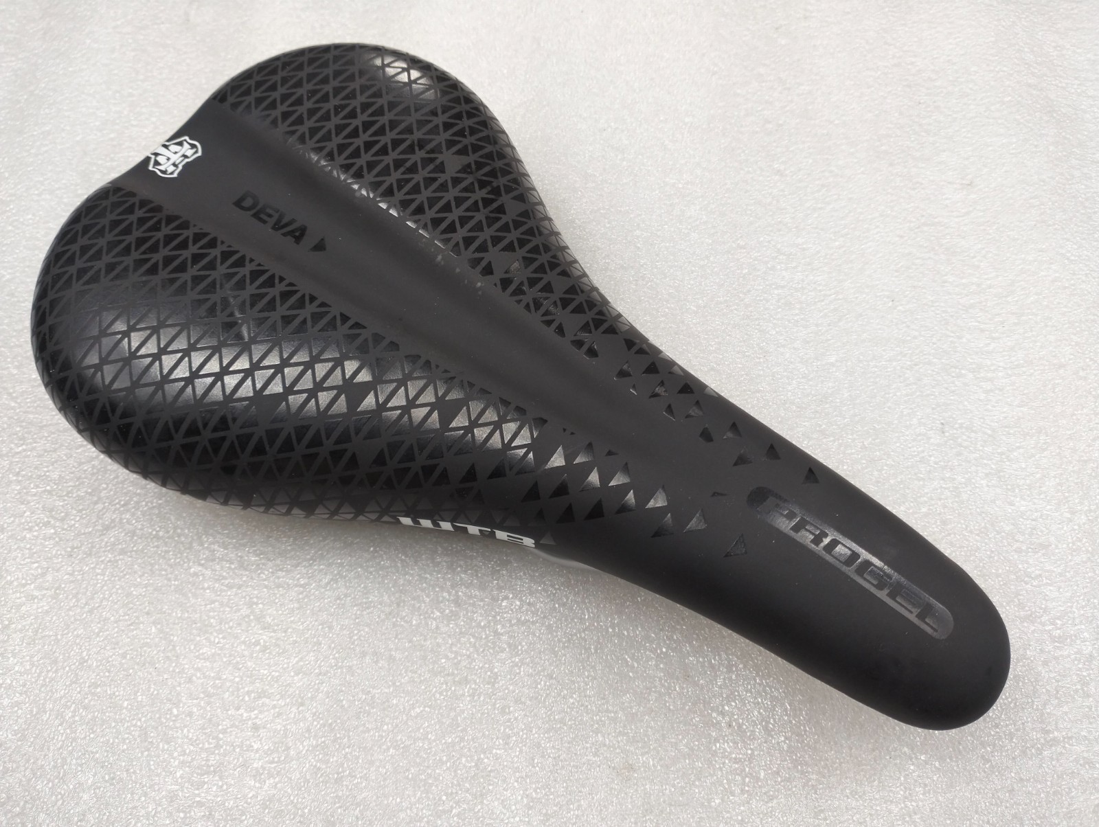 WTB DEVA PRO GEL SHORT NOSE SADDLE SEAT ROAD MTB 250MMX142MM