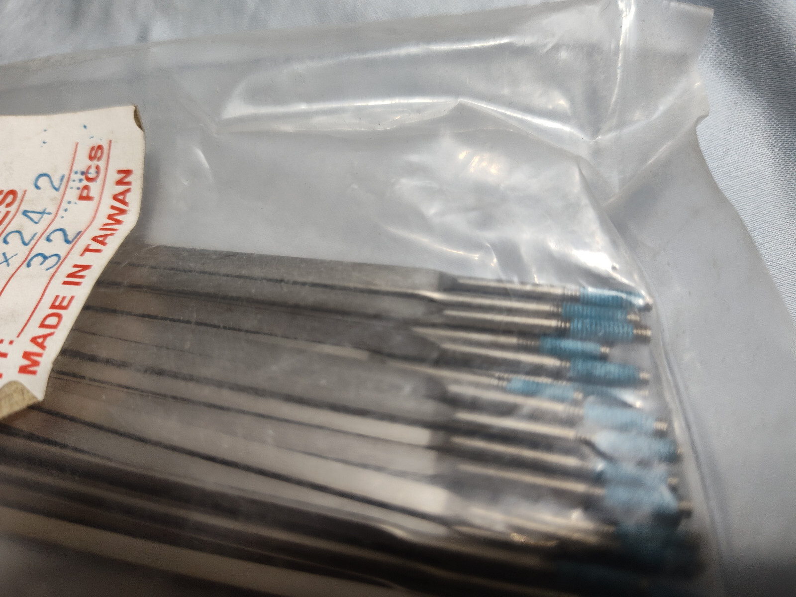 Sinz Expert 24″ Titanium Bladed Spokes Set (32 pcs 242mm, 36pcs 238mm) Silver