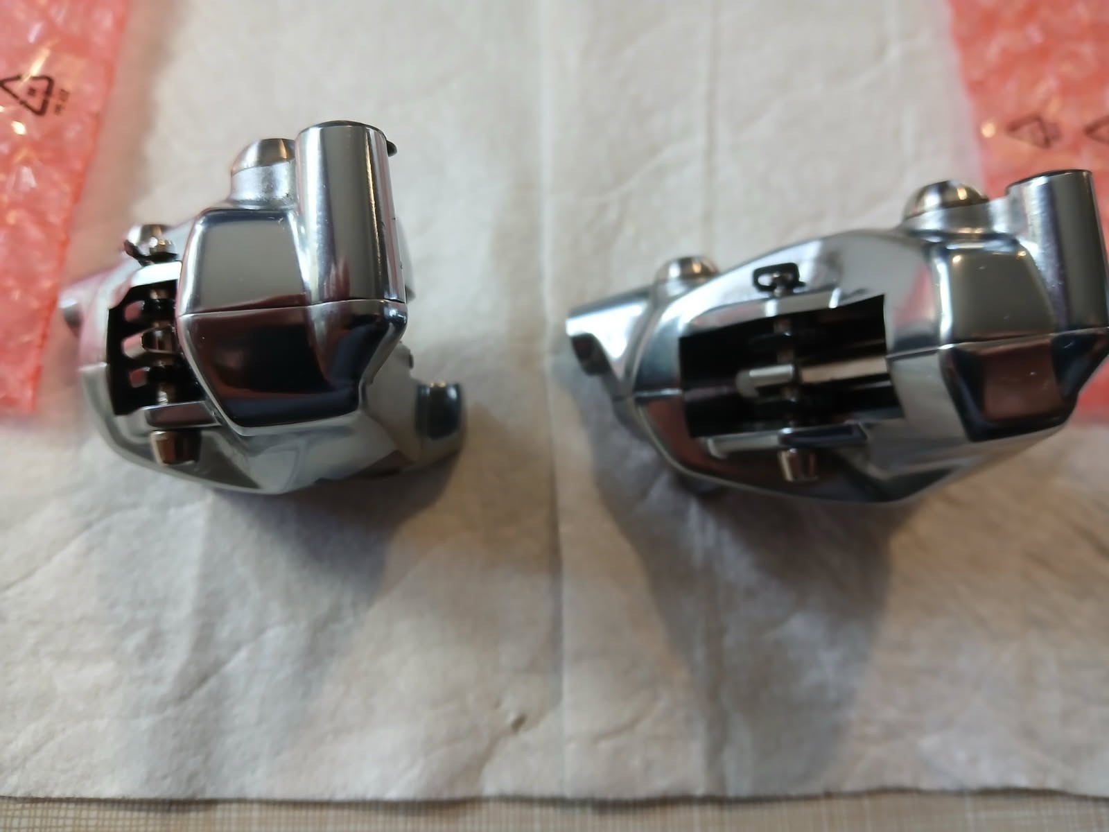 SRAM Red eTap AXS Front & Rear Flat-Mount Hydraulic Disc Brake Caliper Set D1