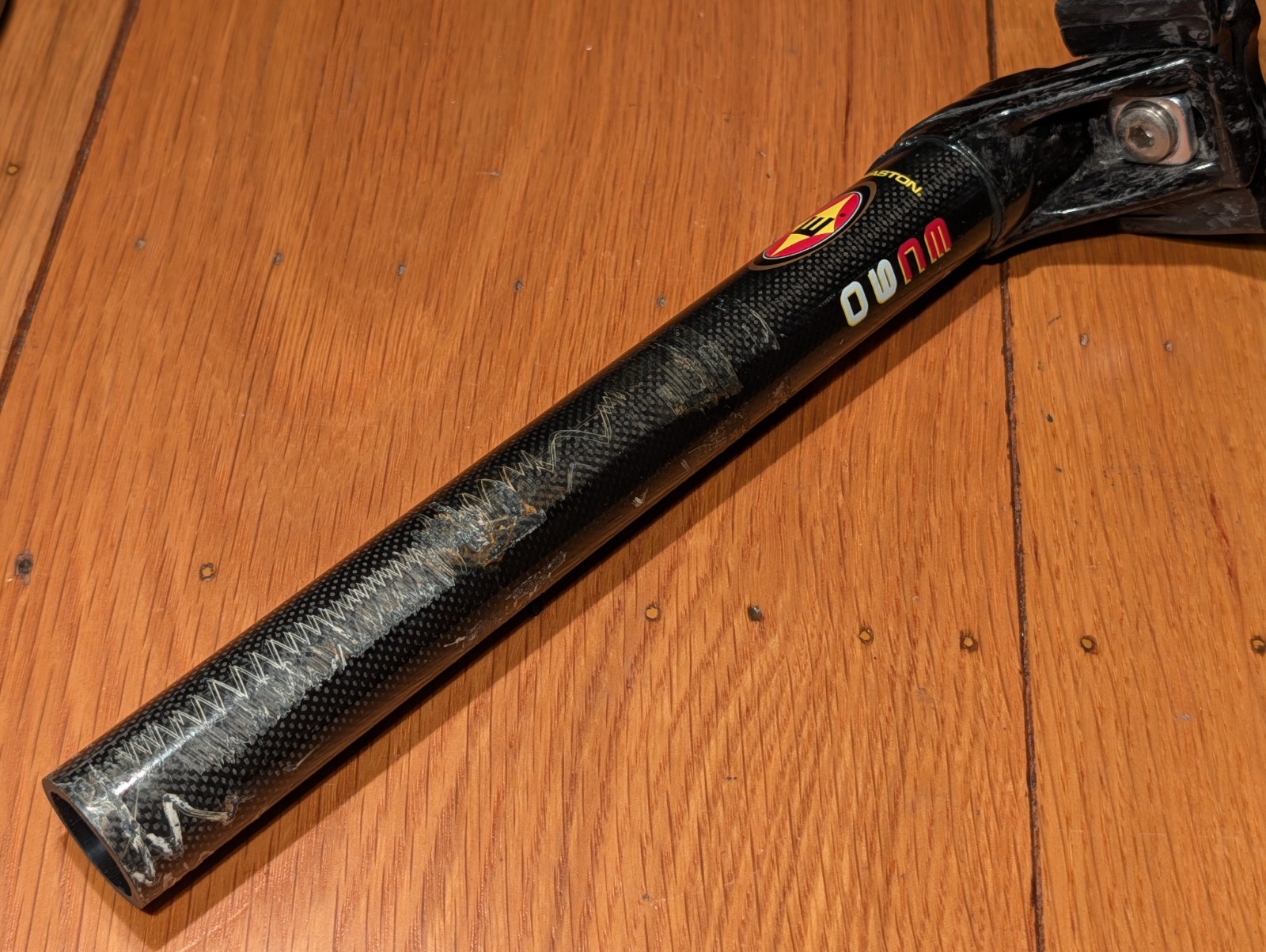 Easton EC90 Carbon Seatpost 27.2 mm x 260mm, matrix composite, road bike